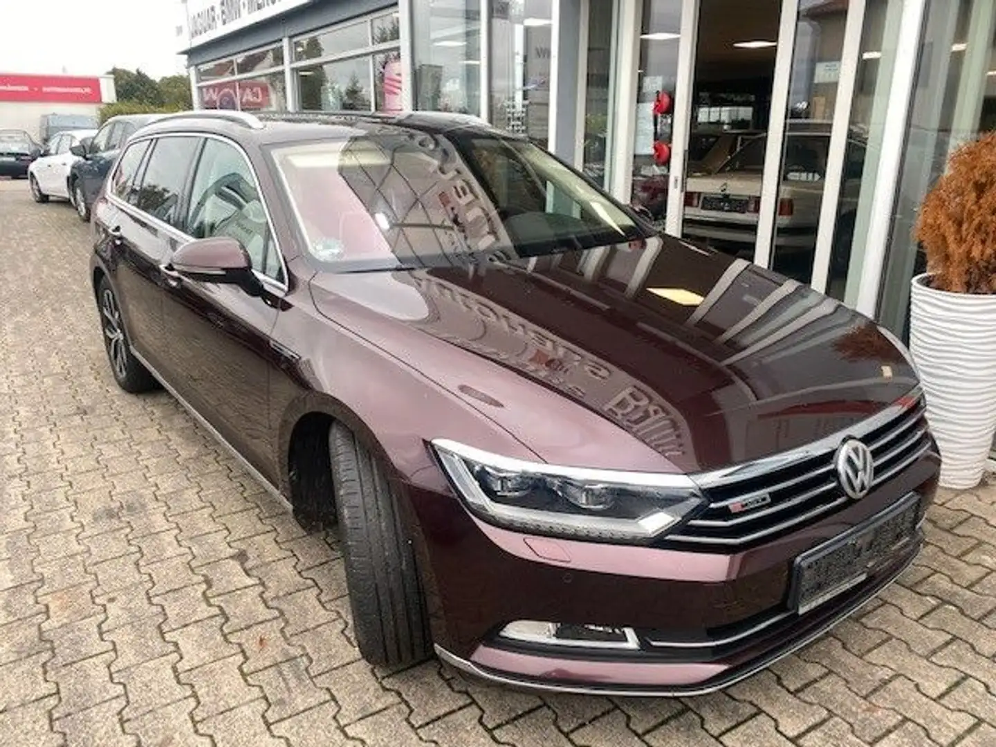 Volkswagen Passat Variant Highline BMT/Start-Stopp 4Motion Rot - 2