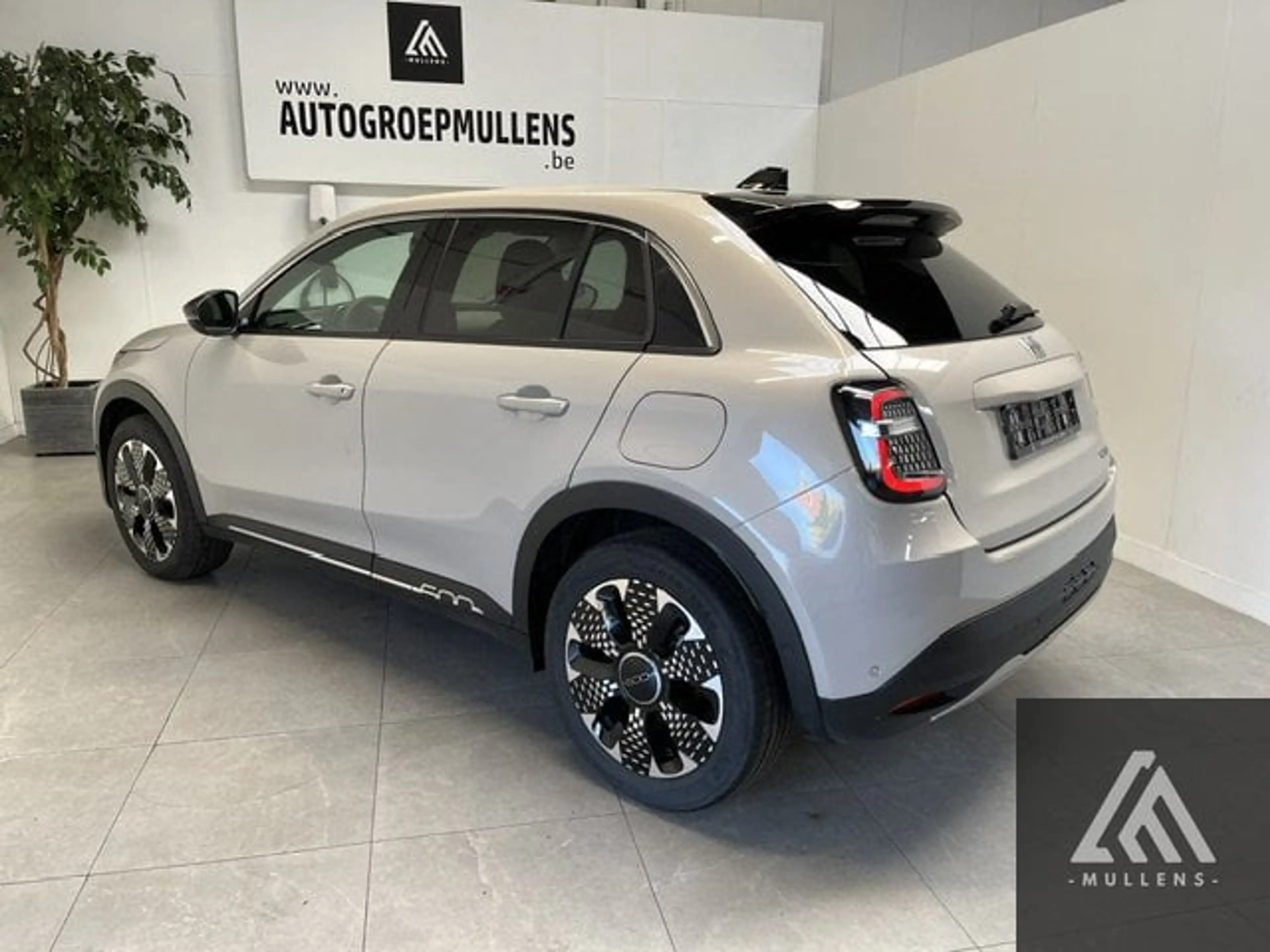 Fiat 600 1.2 Hybrid 100cv DCT La Prima — photo 4
