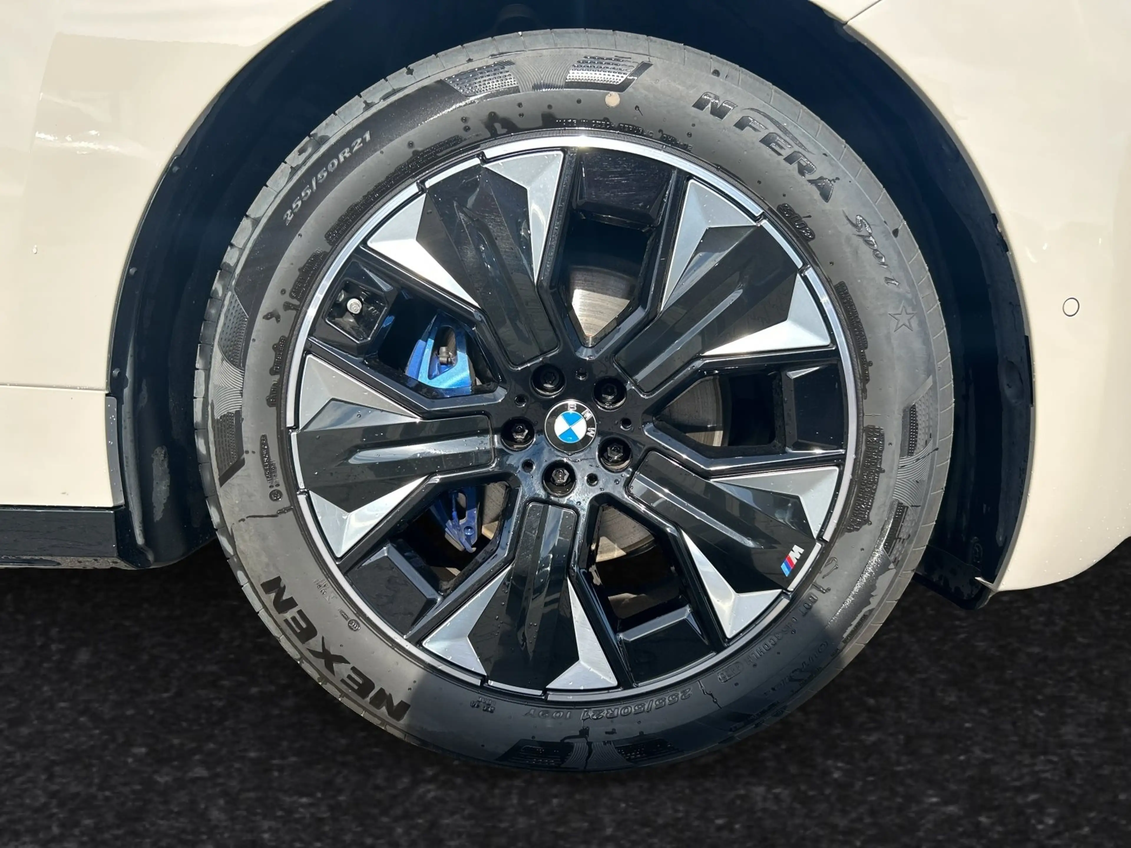 BMW iX xDrive45 M Sport|Leasing ab 699€ mtl. Brutto* — photo 5