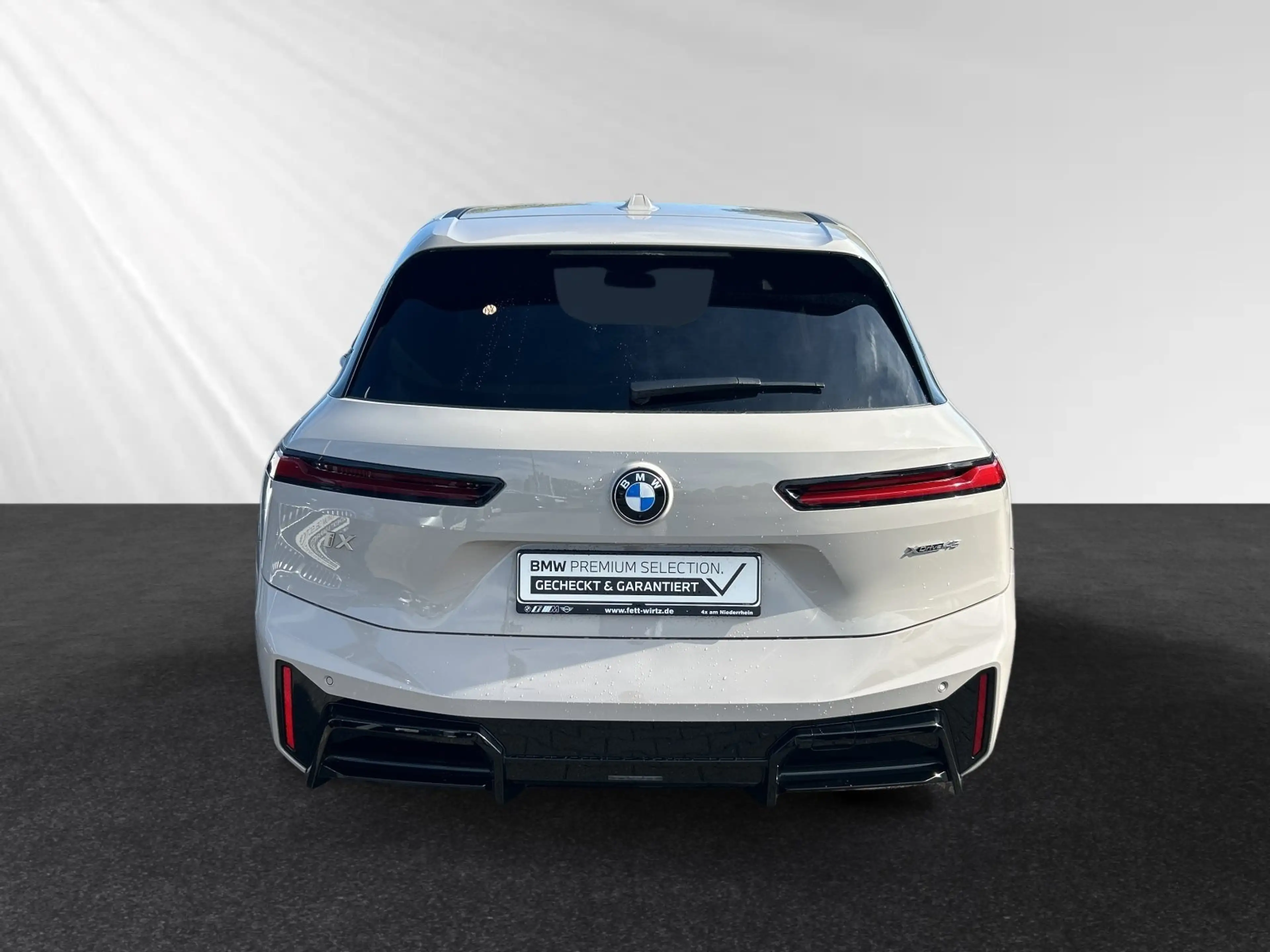 BMW iX xDrive45 M Sport|Leasing ab 699€ mtl. Brutto* — photo 8