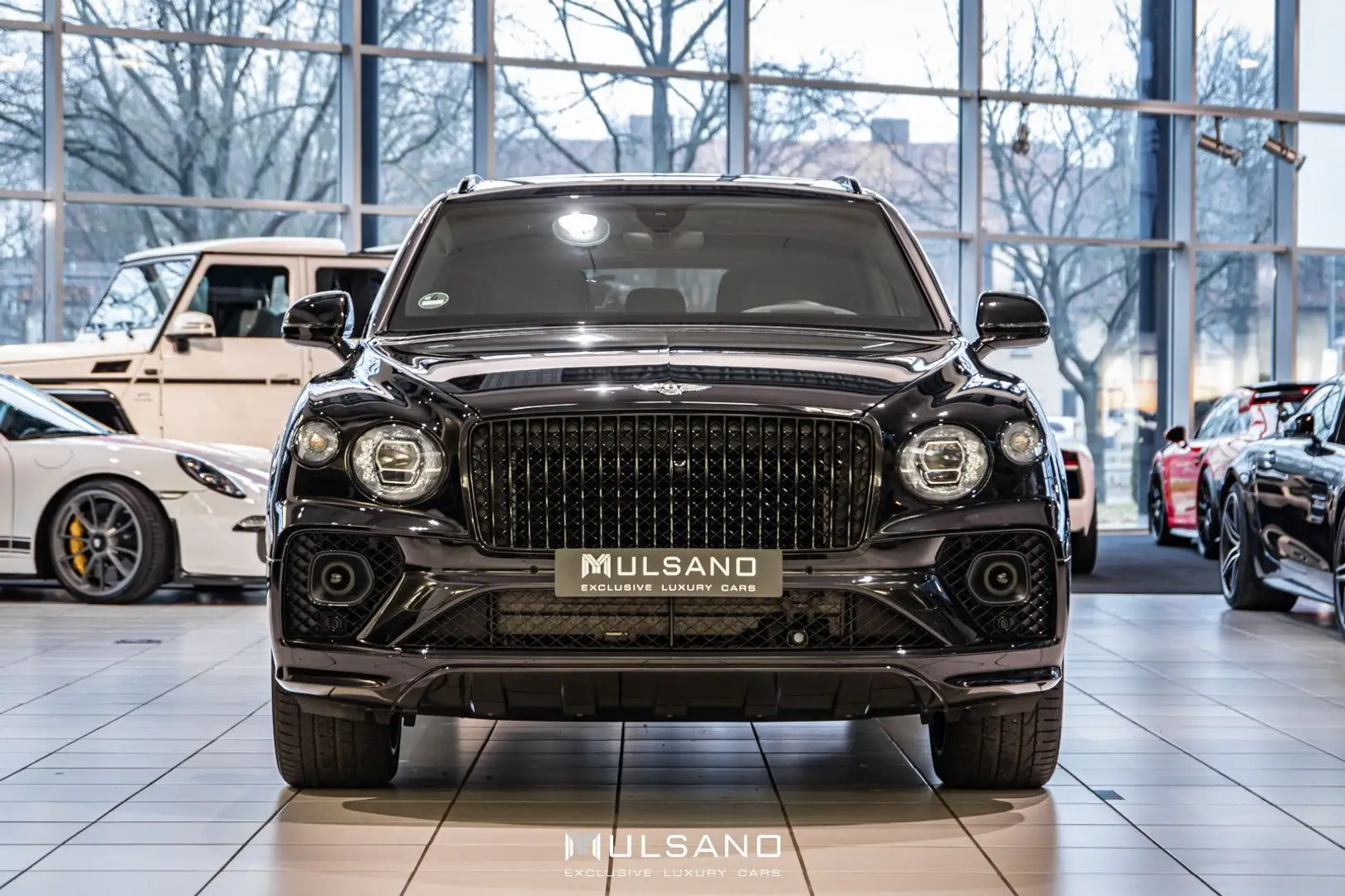 Bentley Bentayga EWB Azure First Edition BLACKLINE MULLI Schwarz - 2