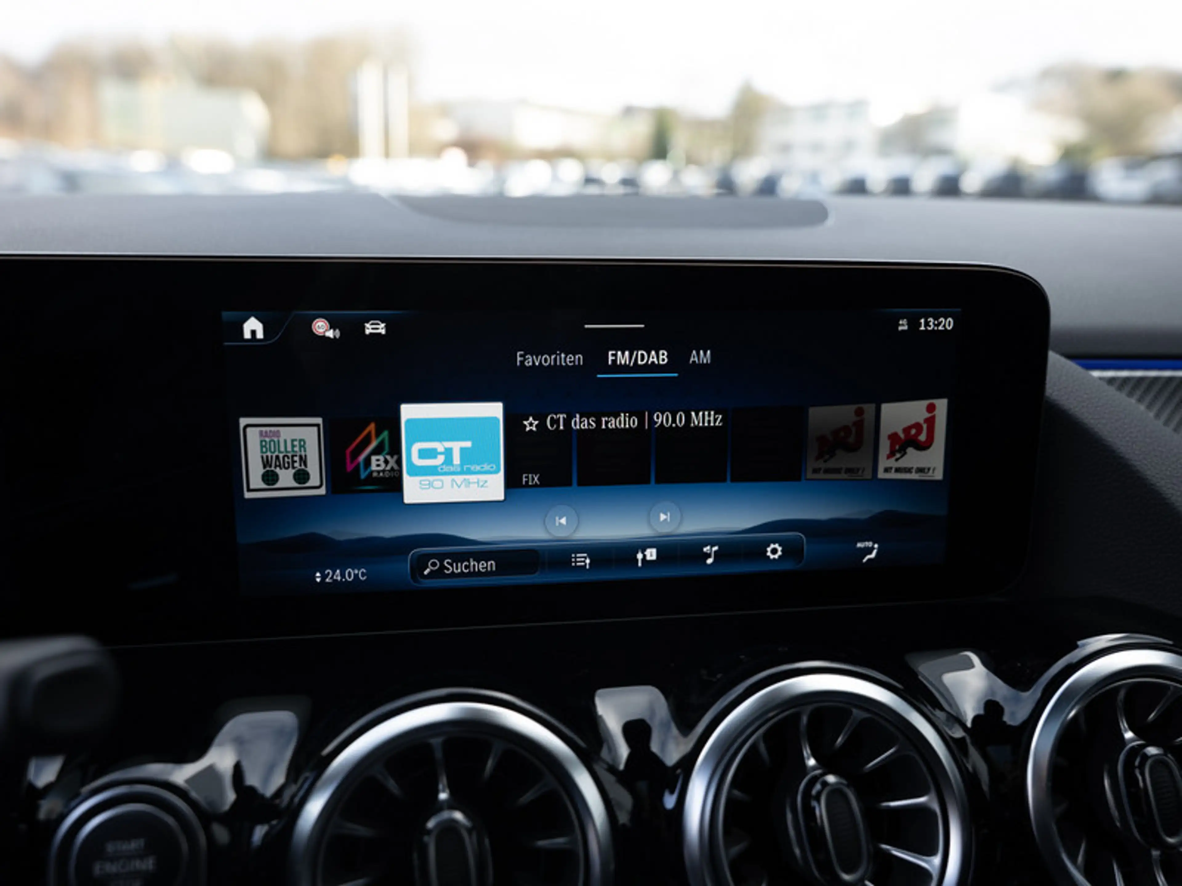 Mercedes-Benz GLA 200 AMG-Sport/MLB/360/Pano/AHK/Night/Distr — photo 12