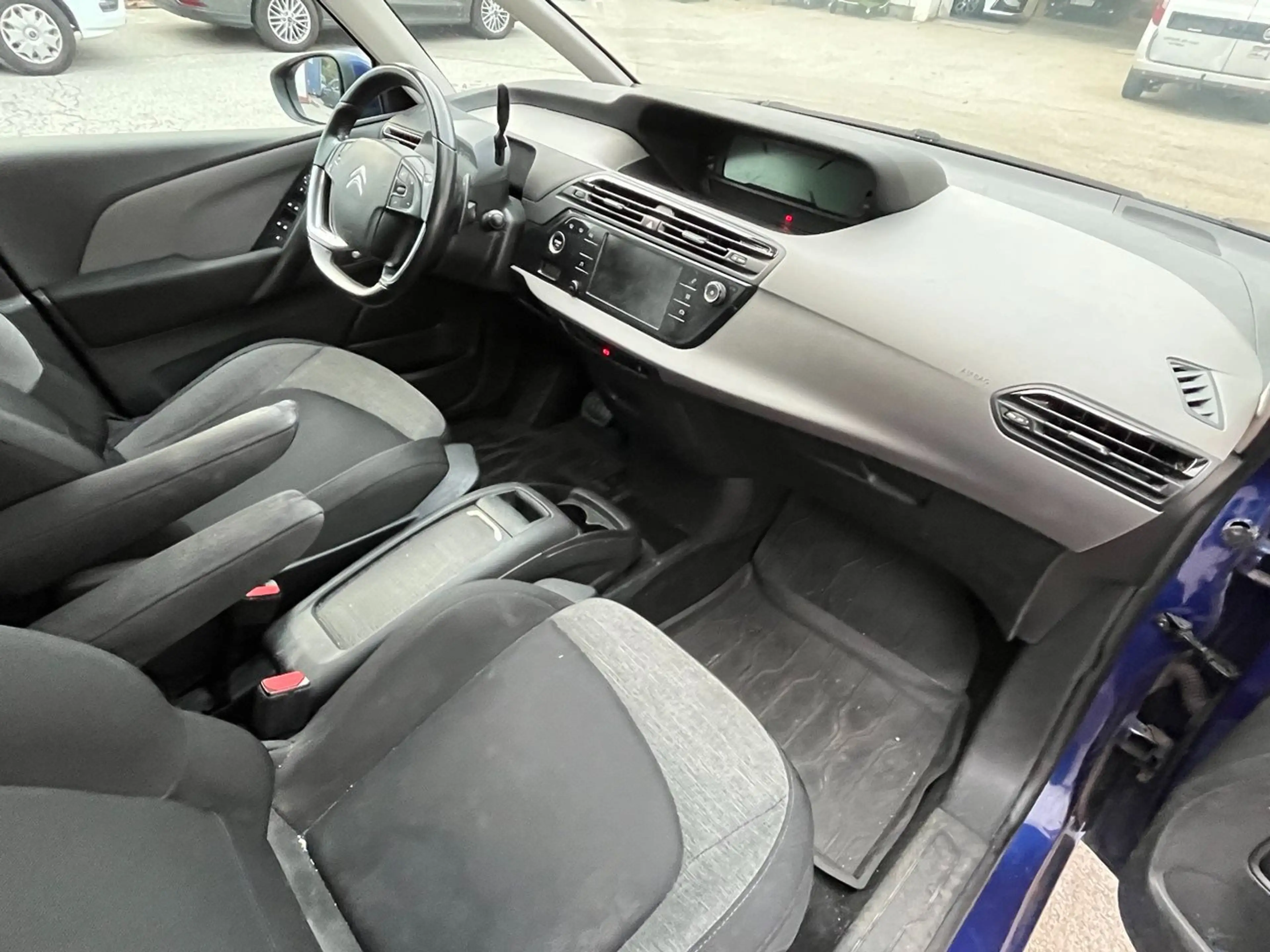 Citroen Grand C4 Picasso 7 Sitze Automatik Pdc Temp LED — photo 3