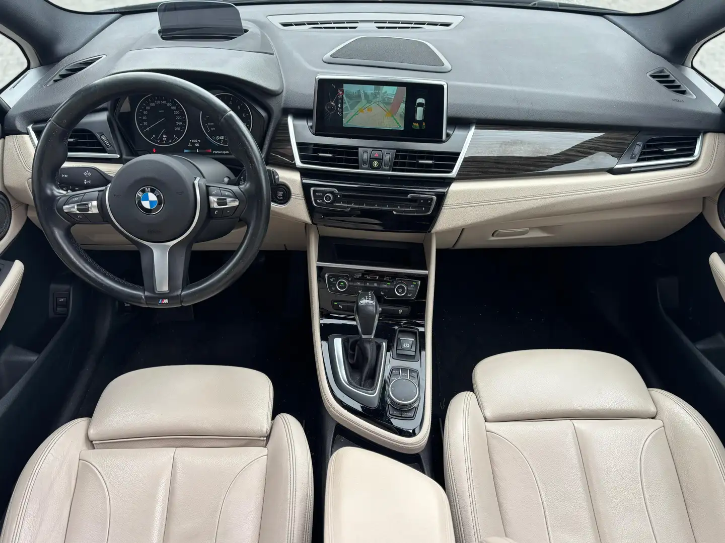 BMW 220 2-serie Gran Tourer 220i Centennial High Executive Grijs - 2