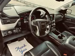 GMC Yukon снимка GMC Yukon