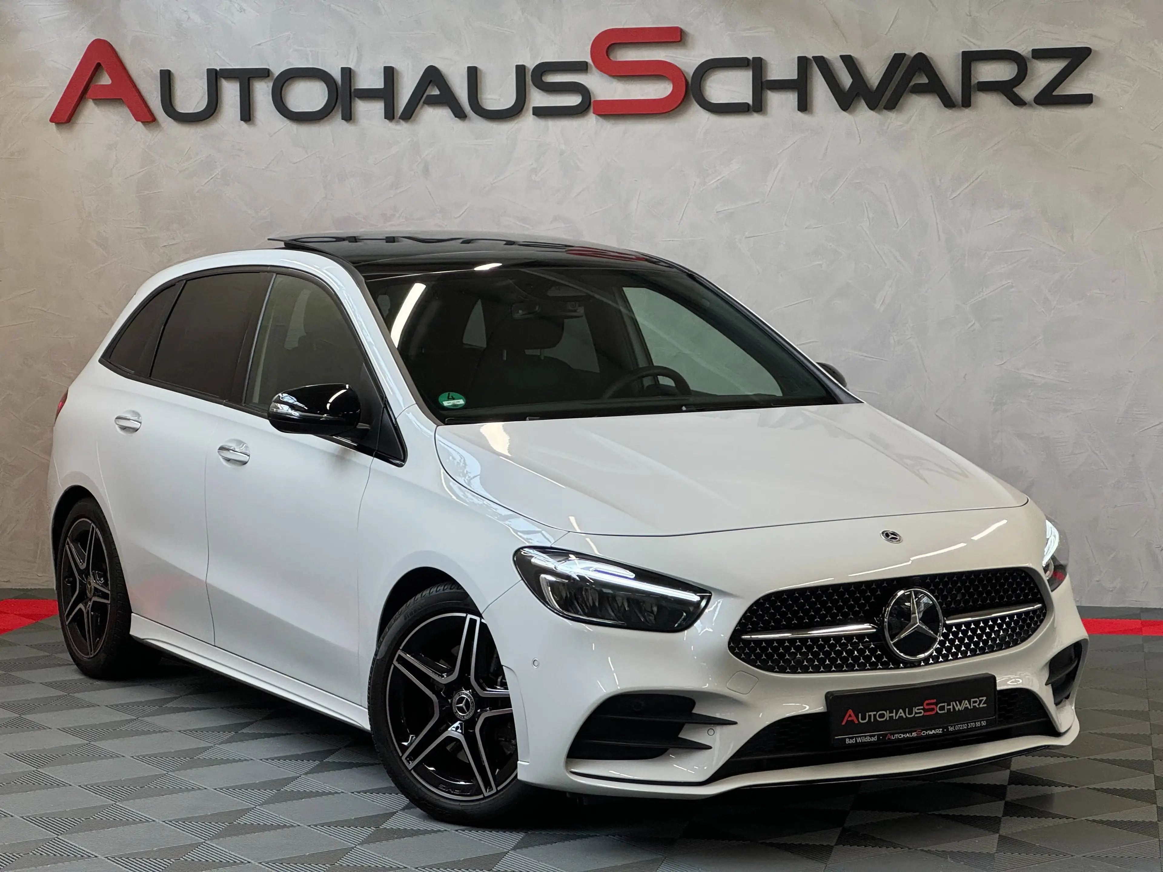 Mercedes-Benz B 220 B 220d AMG Pano AHK Wide Night StdHeiz Kamera