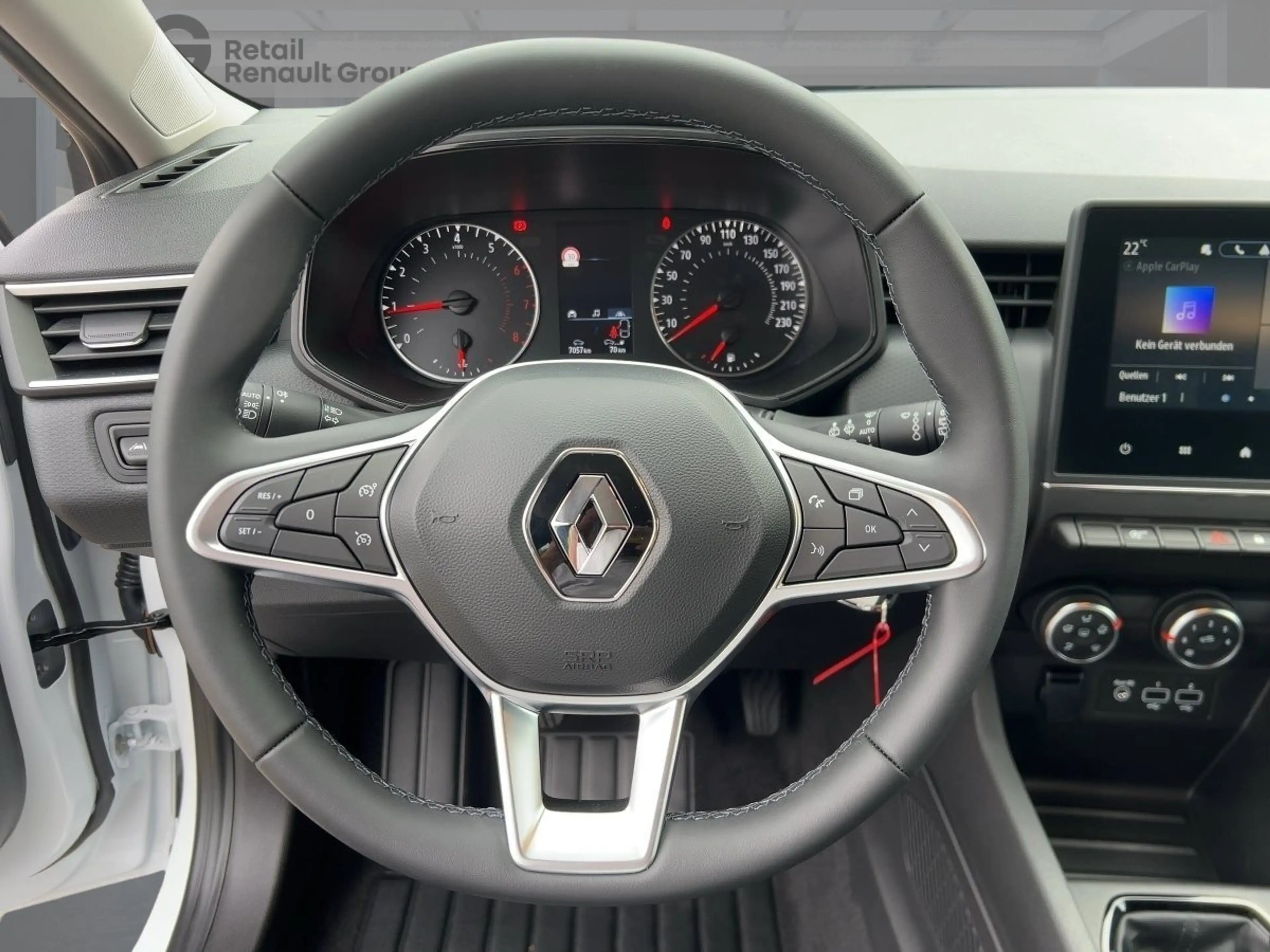 Renault Clio EQUILIBRE SCe 65 Apple CarPlay PDC KLIMA BT — photo 11