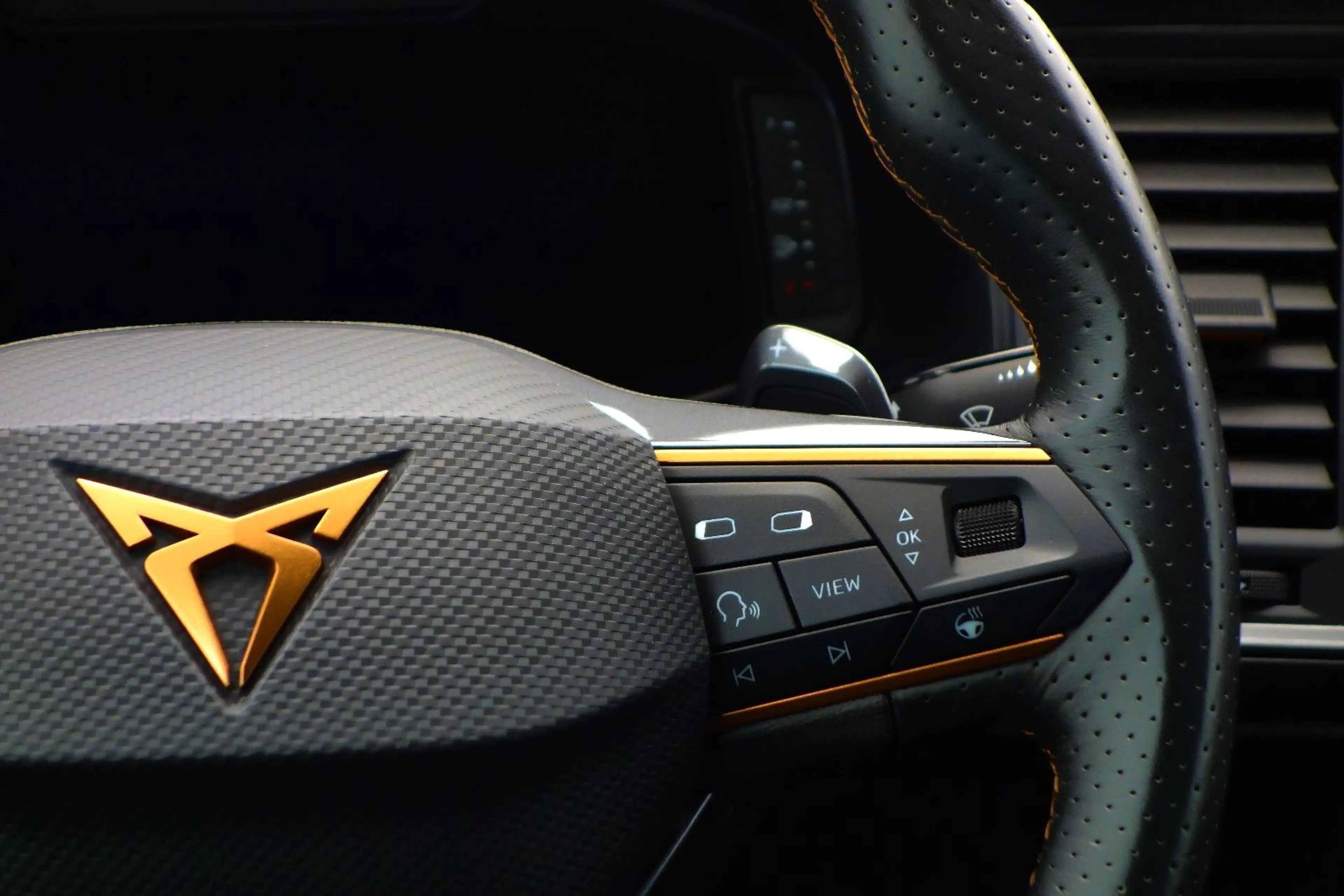 CUPRA Ateca VZ 4Drive 360°+FULL LINK+LED+ALCANTARA — photo 20