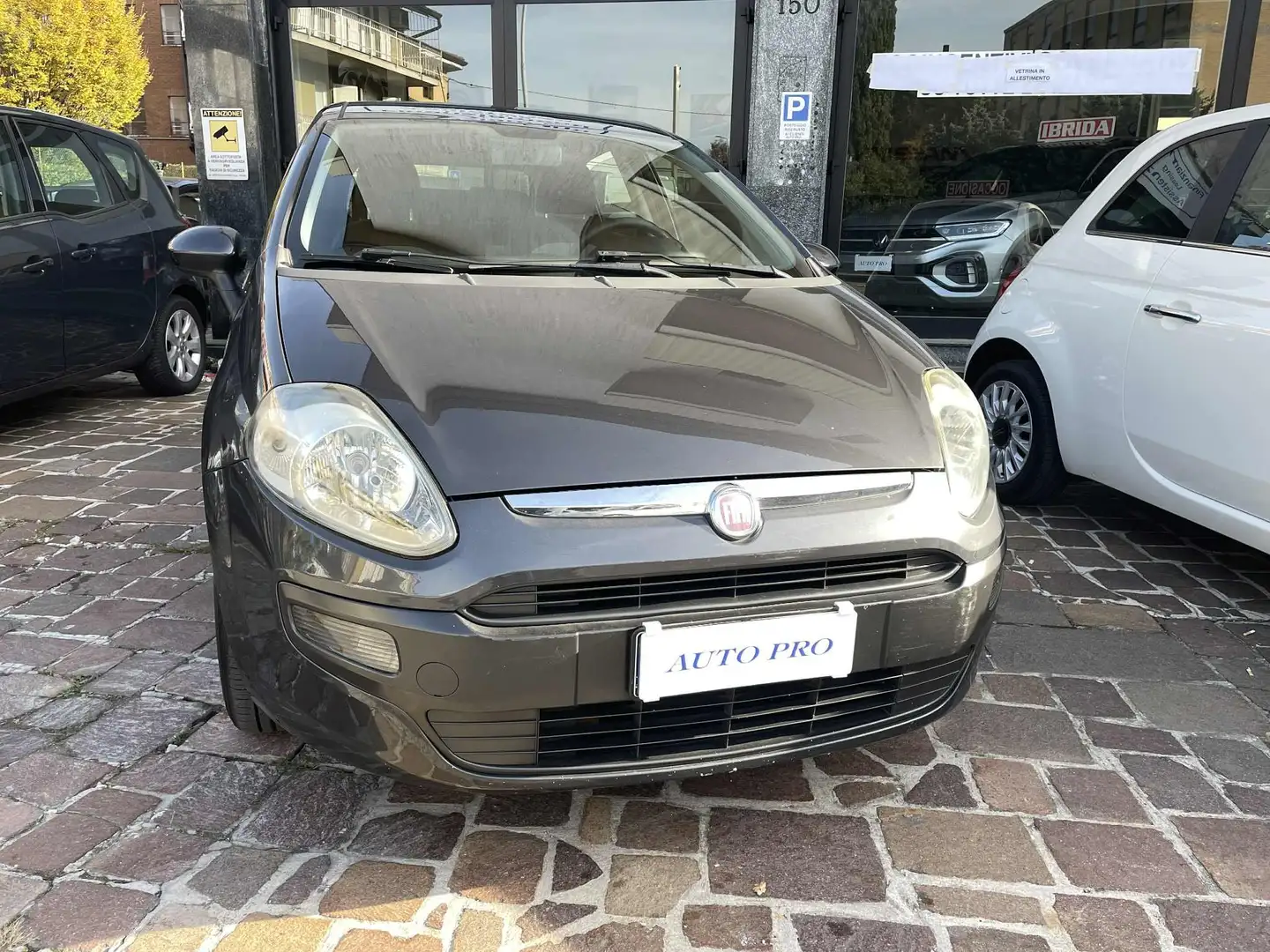 Fiat Grande Punto Grande Punto 5p 1.2 Dynamic ACCESSORIATA Grigio - 2