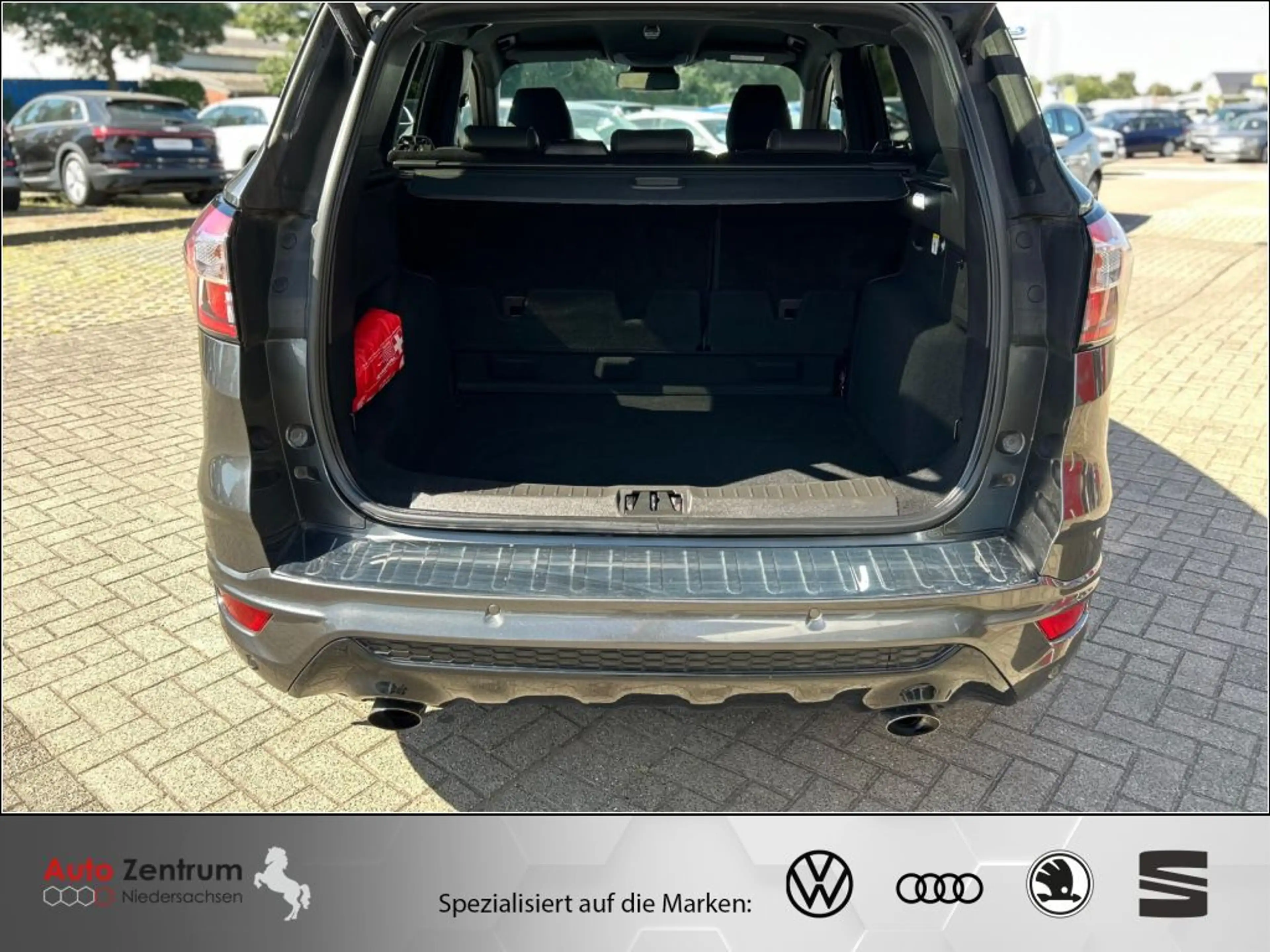 Ford Kuga 2.0 TDCi 4x4 ST-Line Ab 77 EUR o. Anzahlung — photo 10