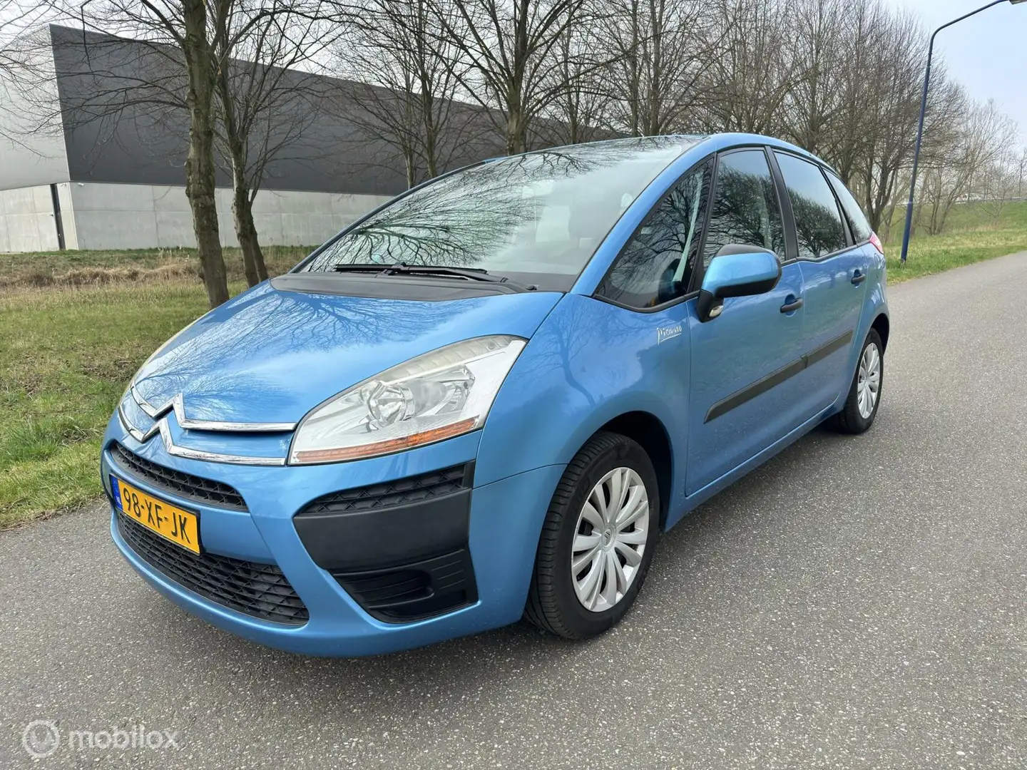 Citroen C4 Picasso 1.8 -NEW APK - NETTE AUTO - AIRCO - NAP Bleu - 1