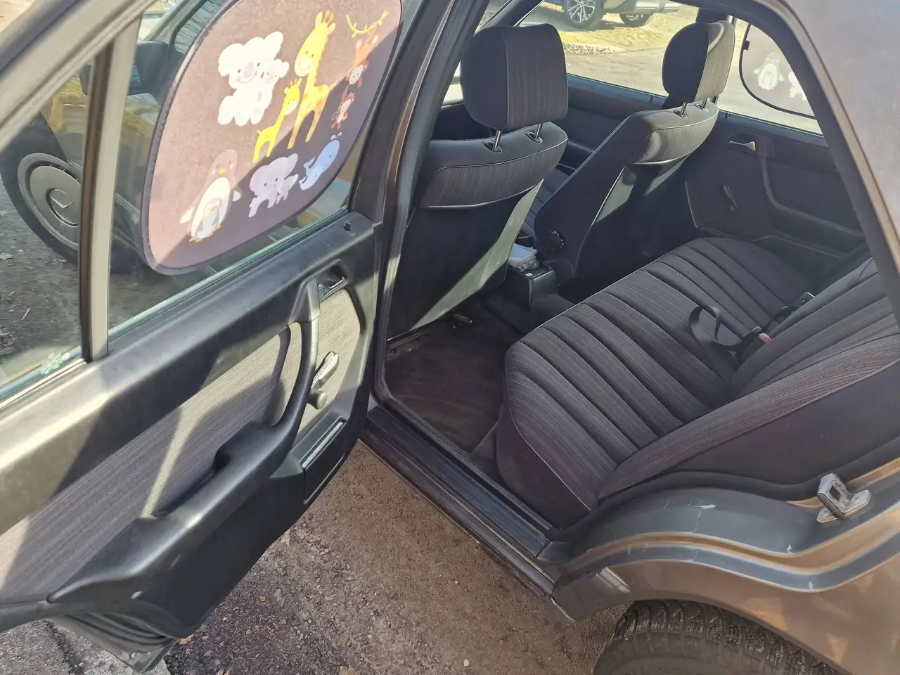Mercedes-Benz E 250 E-Klasse D, foto 7