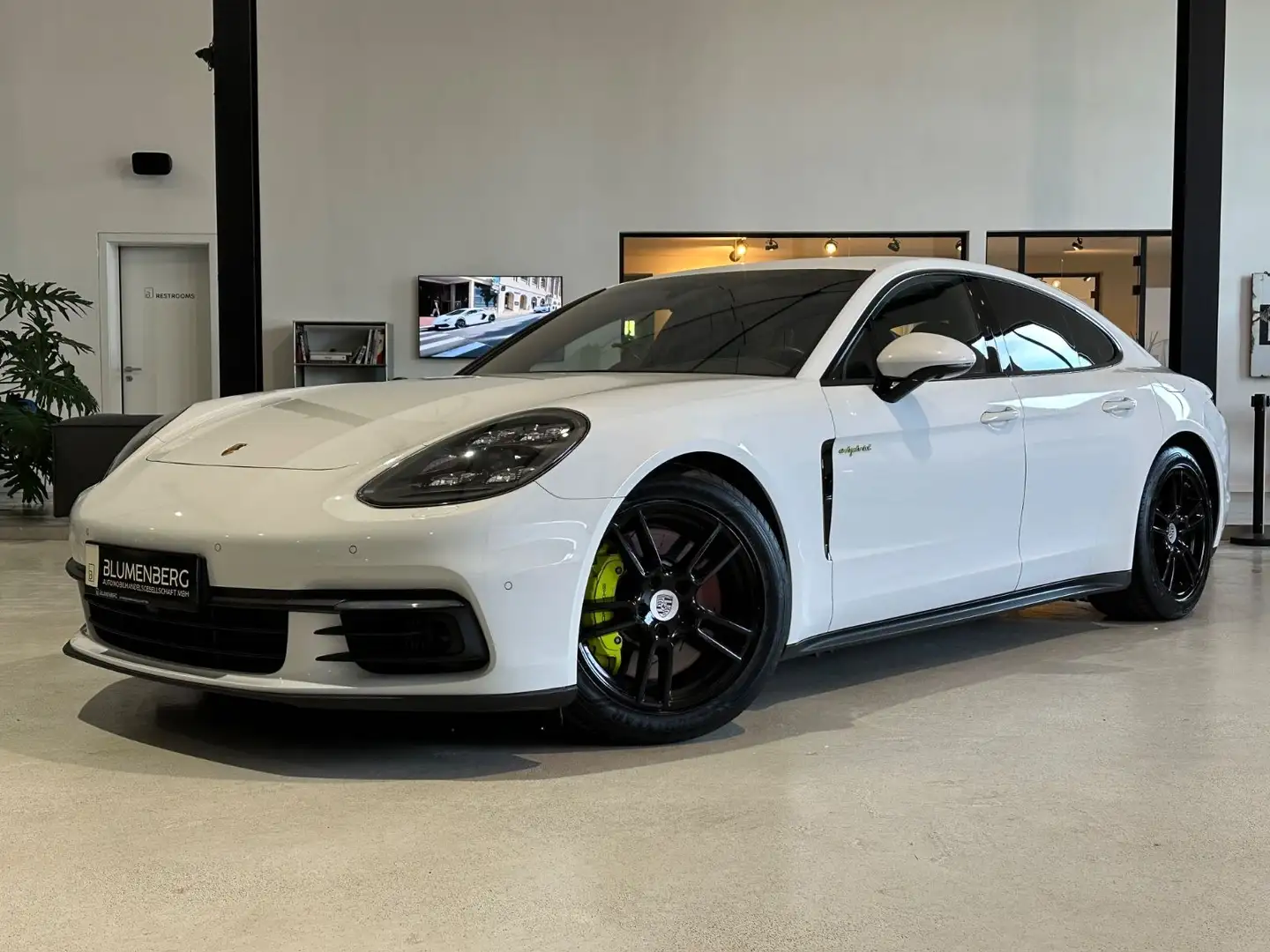 Porsche Panamera 4 E-Hybrid *PDLS+,Soft-Close,Chrono,ACC Weiß - 1