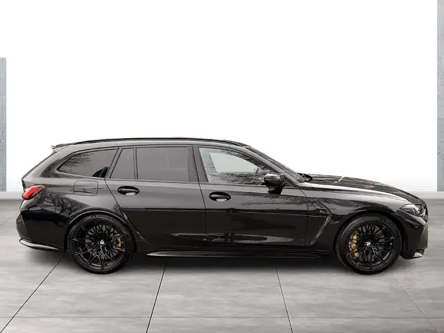 BMW M3 view 6
