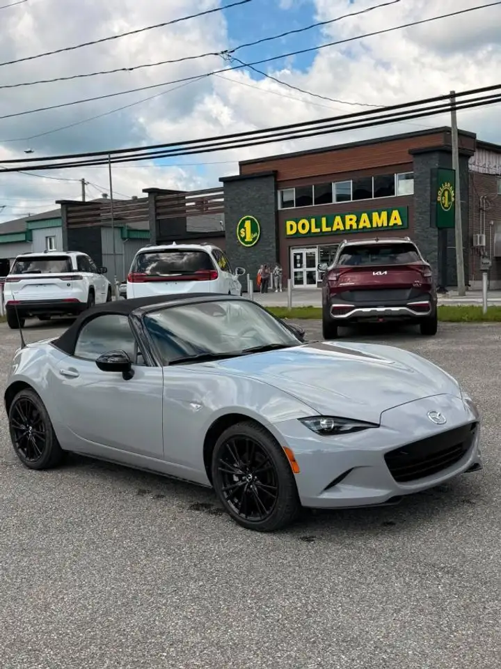 Mazda MX-5 Miata photo Mazda MX-5 Miata