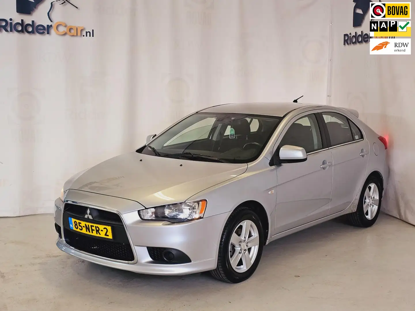 Mitsubishi Lancer Sportback 1.5 Edition One|NAP|1e EIG|APK-11/25|TRE Gris - 1