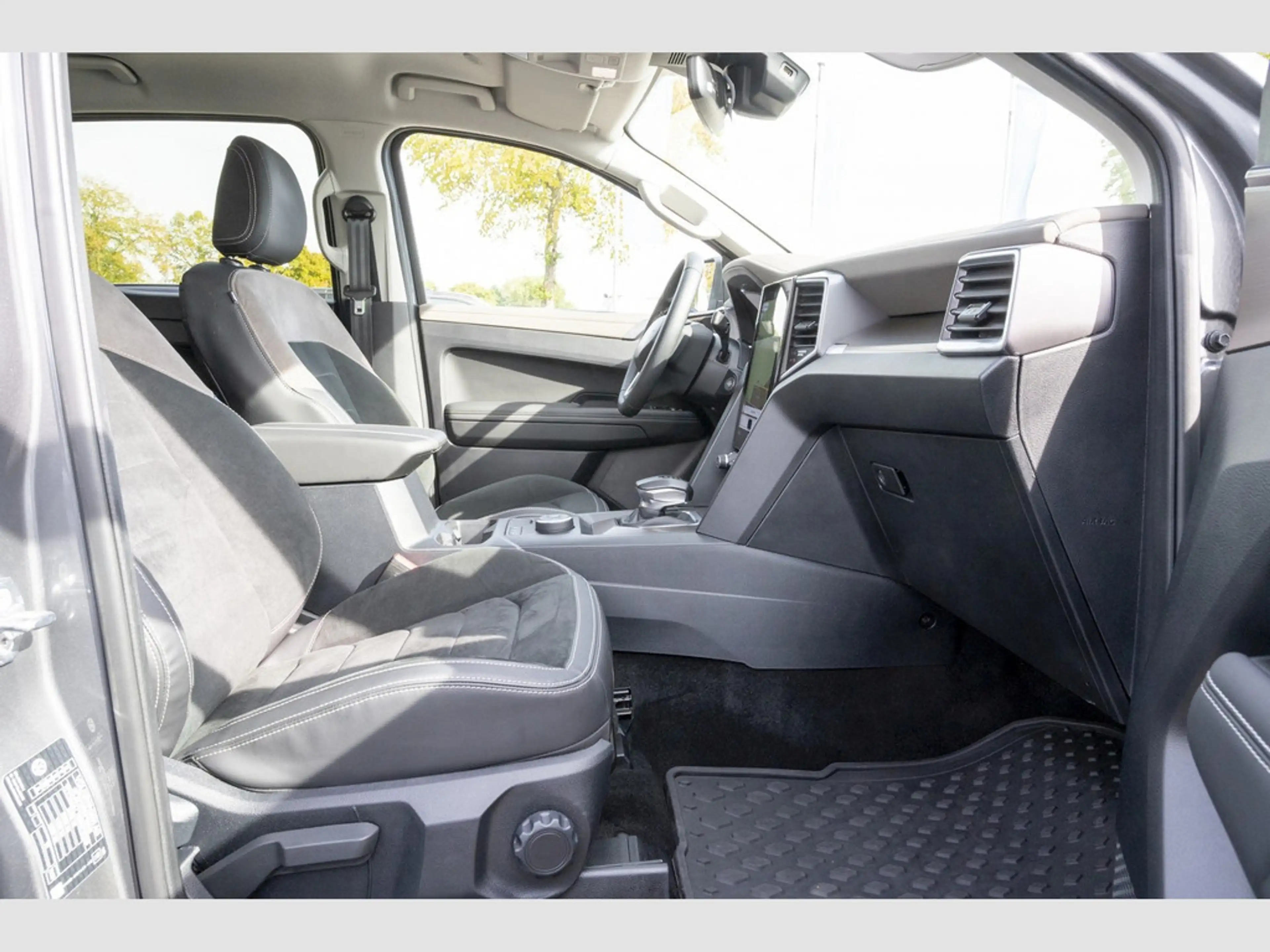 Volkswagen Amarok 3.0 TDI 177 kW Style DK 4Motion Area View/Roll Cover/Harman Kar — photo 9