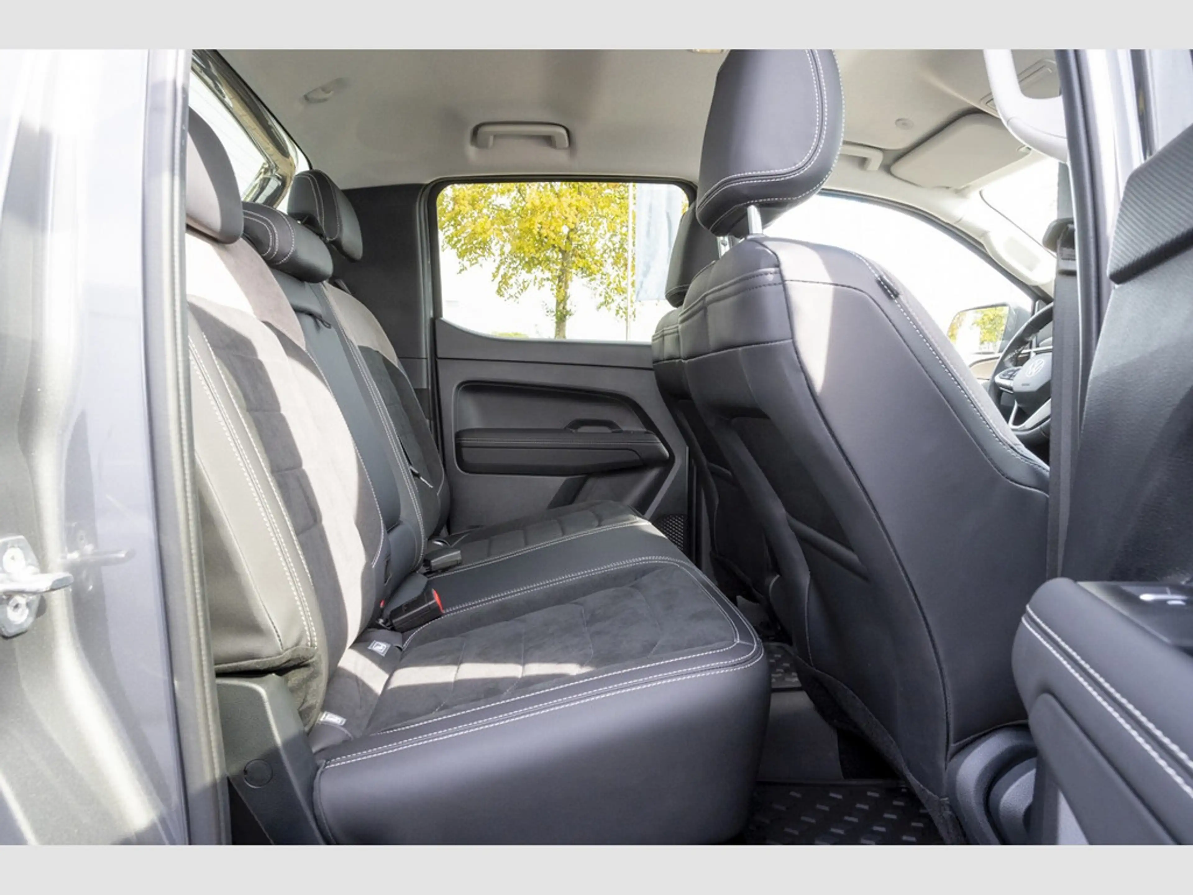 Volkswagen Amarok 3.0 TDI 177 kW Style DK 4Motion Area View/Roll Cover/Harman Kar — photo 13