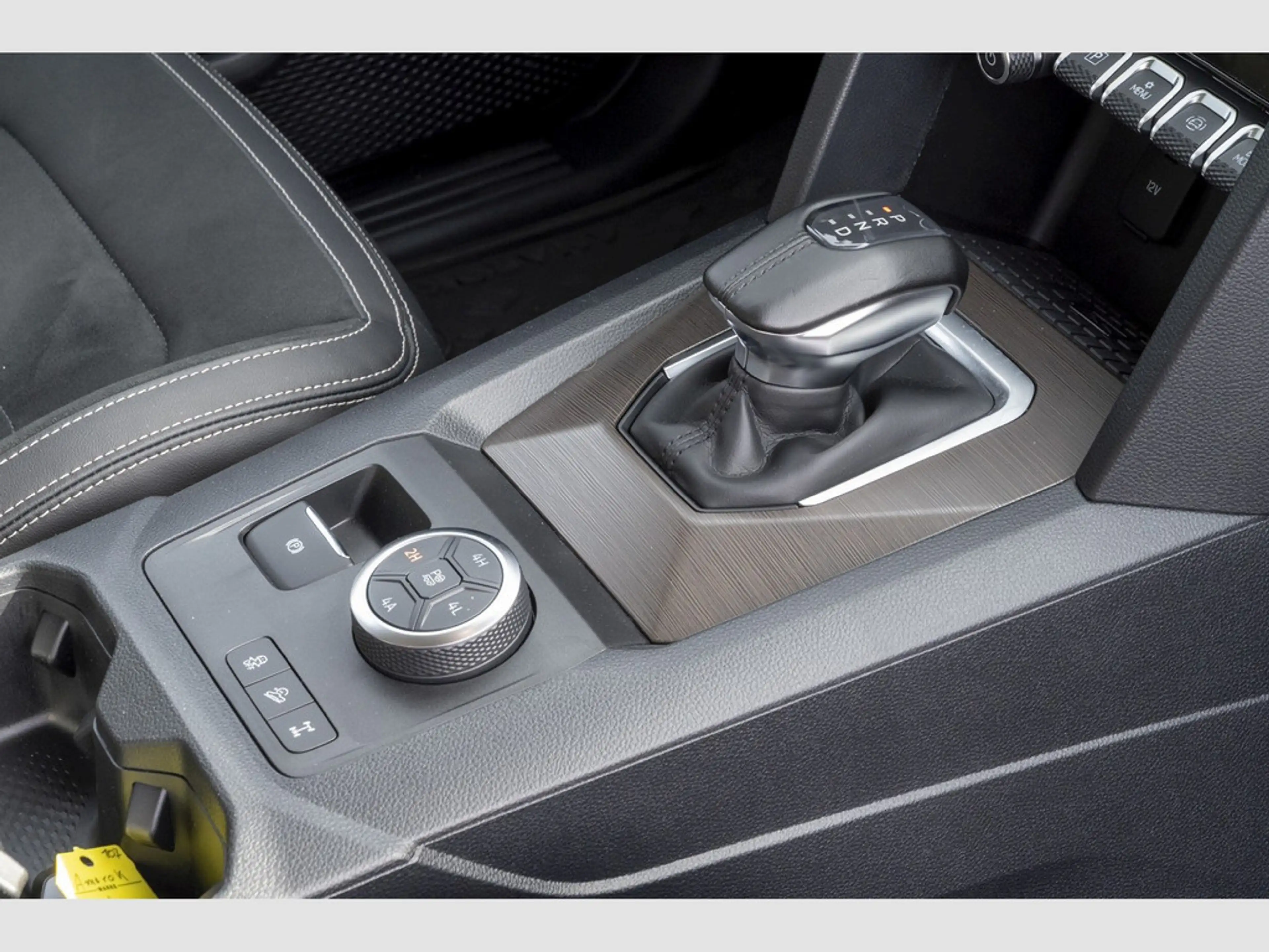Volkswagen Amarok 3.0 TDI 177 kW Style DK 4Motion Area View/Roll Cover/Harman Kar — photo 12