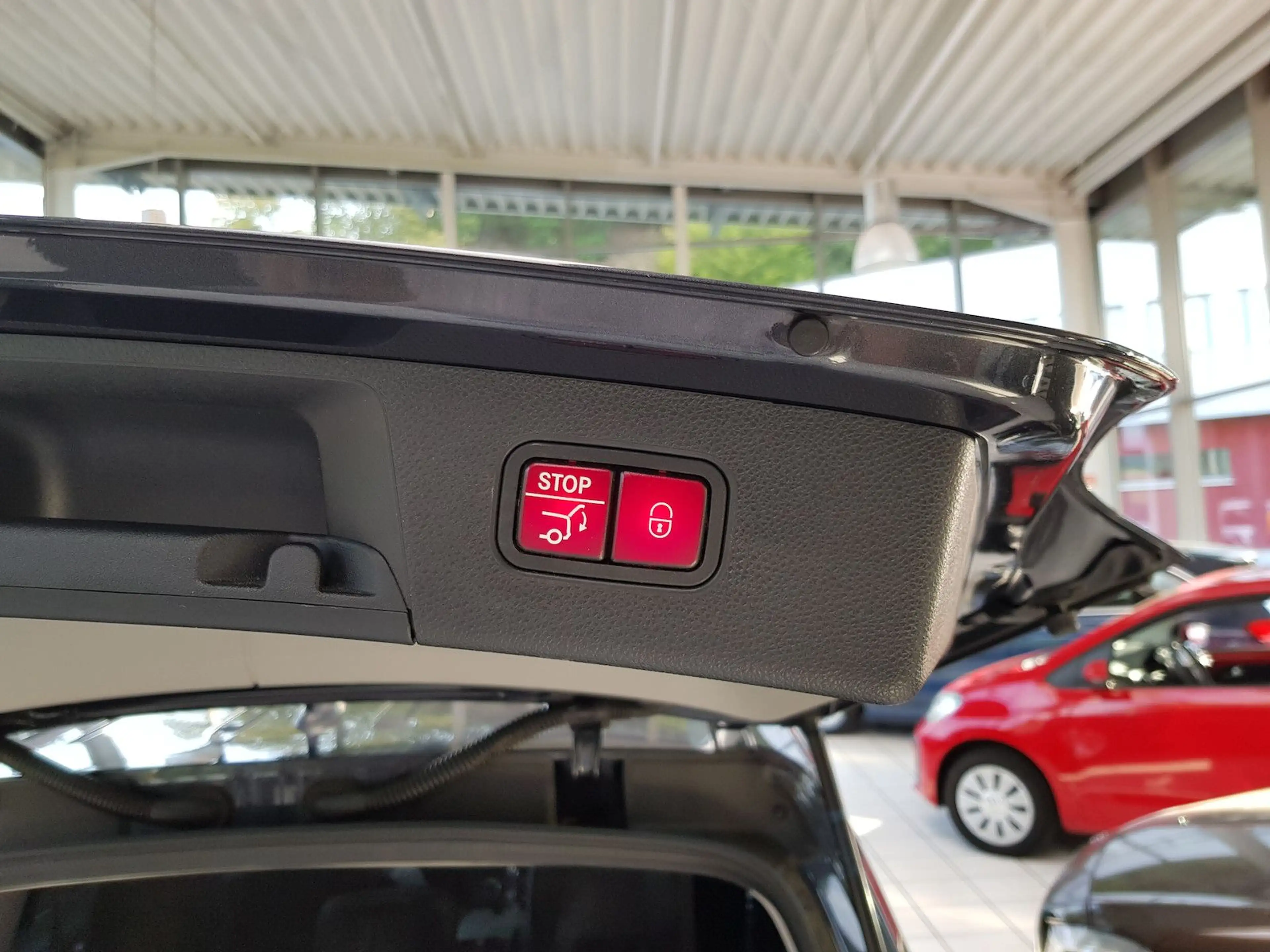 Mercedes-Benz GLK 300 PANO NAVI XENON KAMERA PTS MEMORY SHZ — photo 15