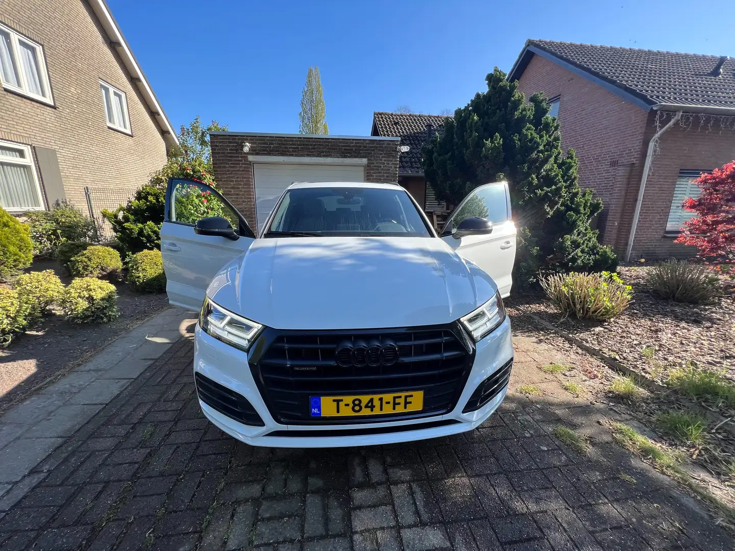 Audi Q5 S-Line Black Edition| Massage Stoelen |Panoramadak Wit - 2