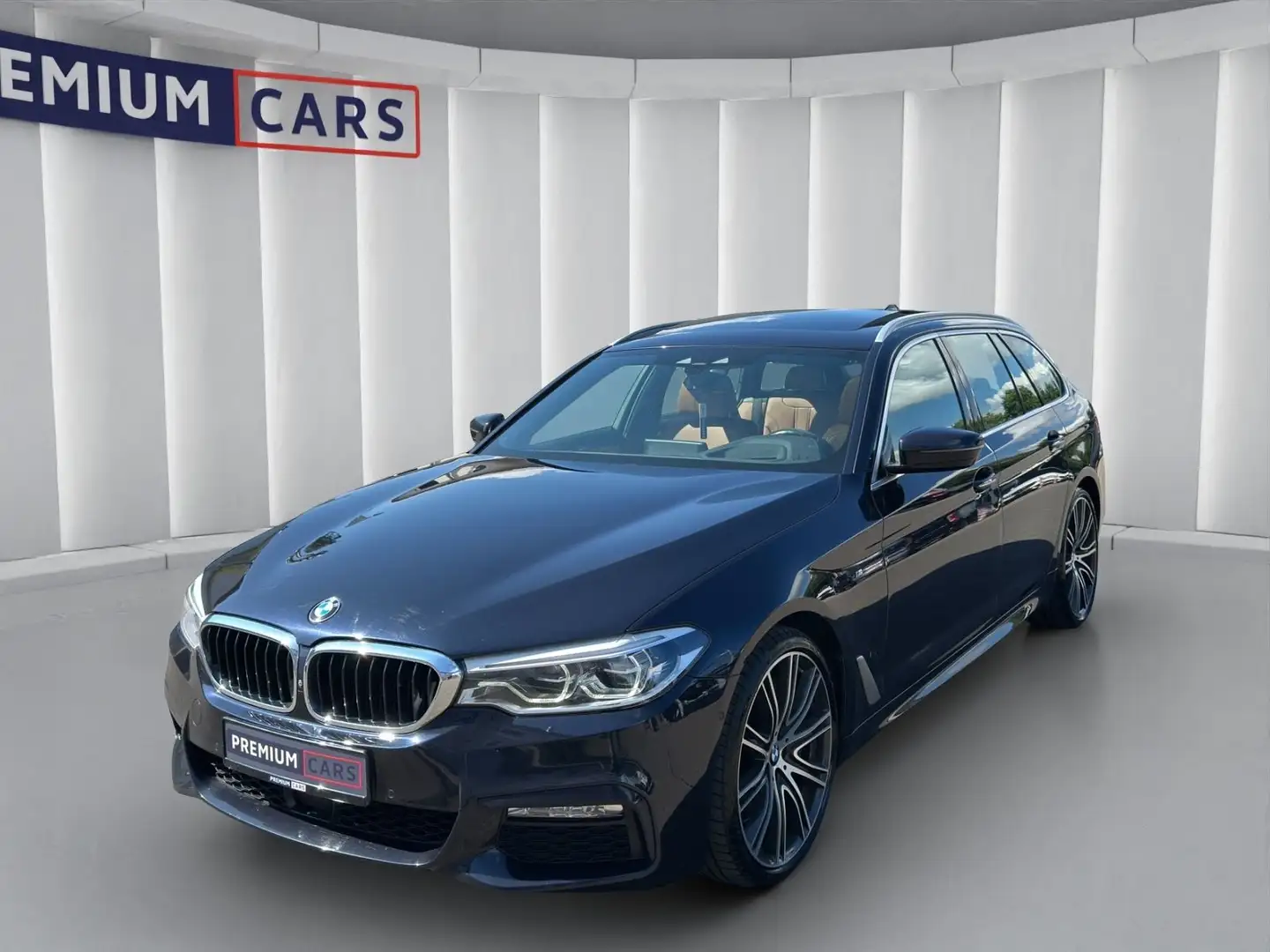BMW 540 i Touring xDrive M-Sport *Garantie*Finanz* Schwarz - 1