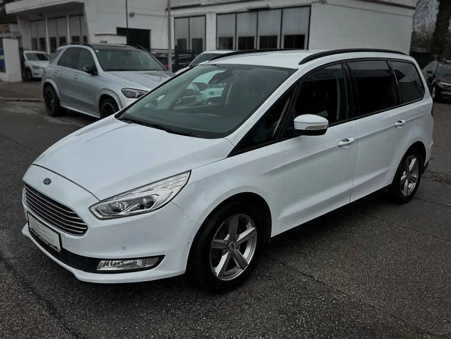 Ford Galaxy 2,0 TDCi Trend Start/Stop Bílá - 1