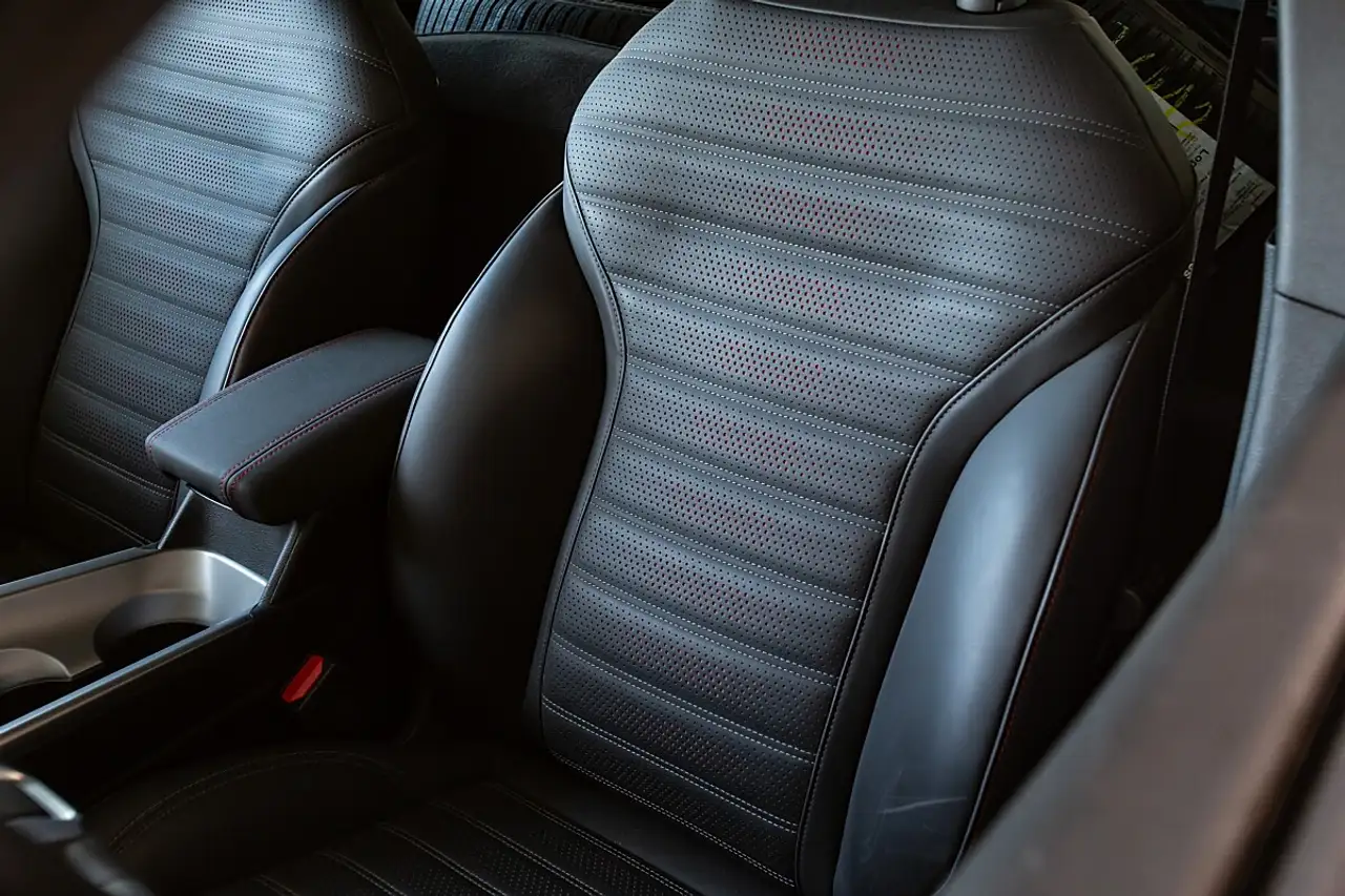 Alfa Romeo Tonale 2025 — фото 14