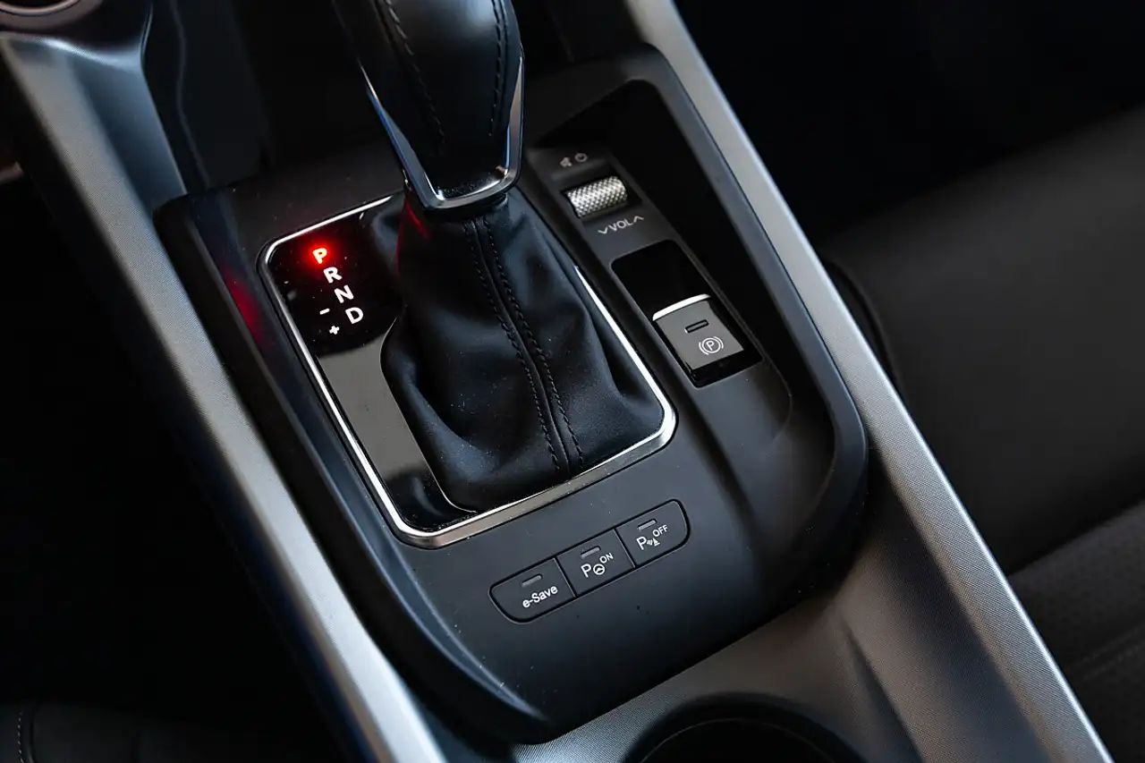 Alfa Romeo Tonale 2025 — фото 10