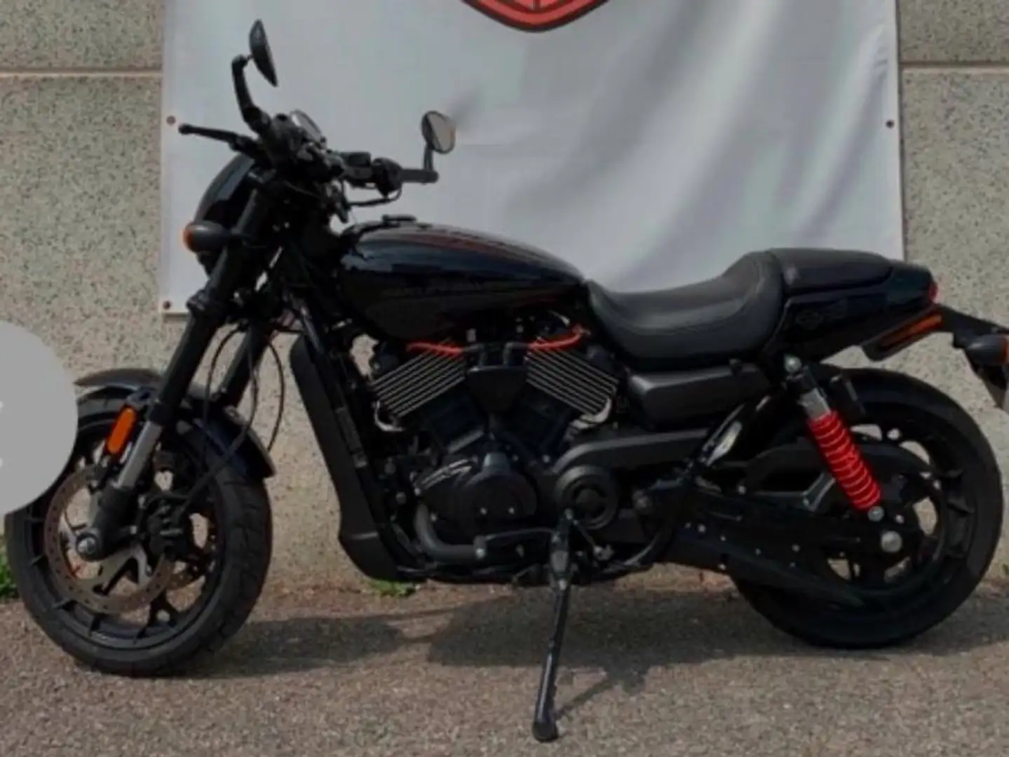 Harley-Davidson Street Rod Schwarz - 2