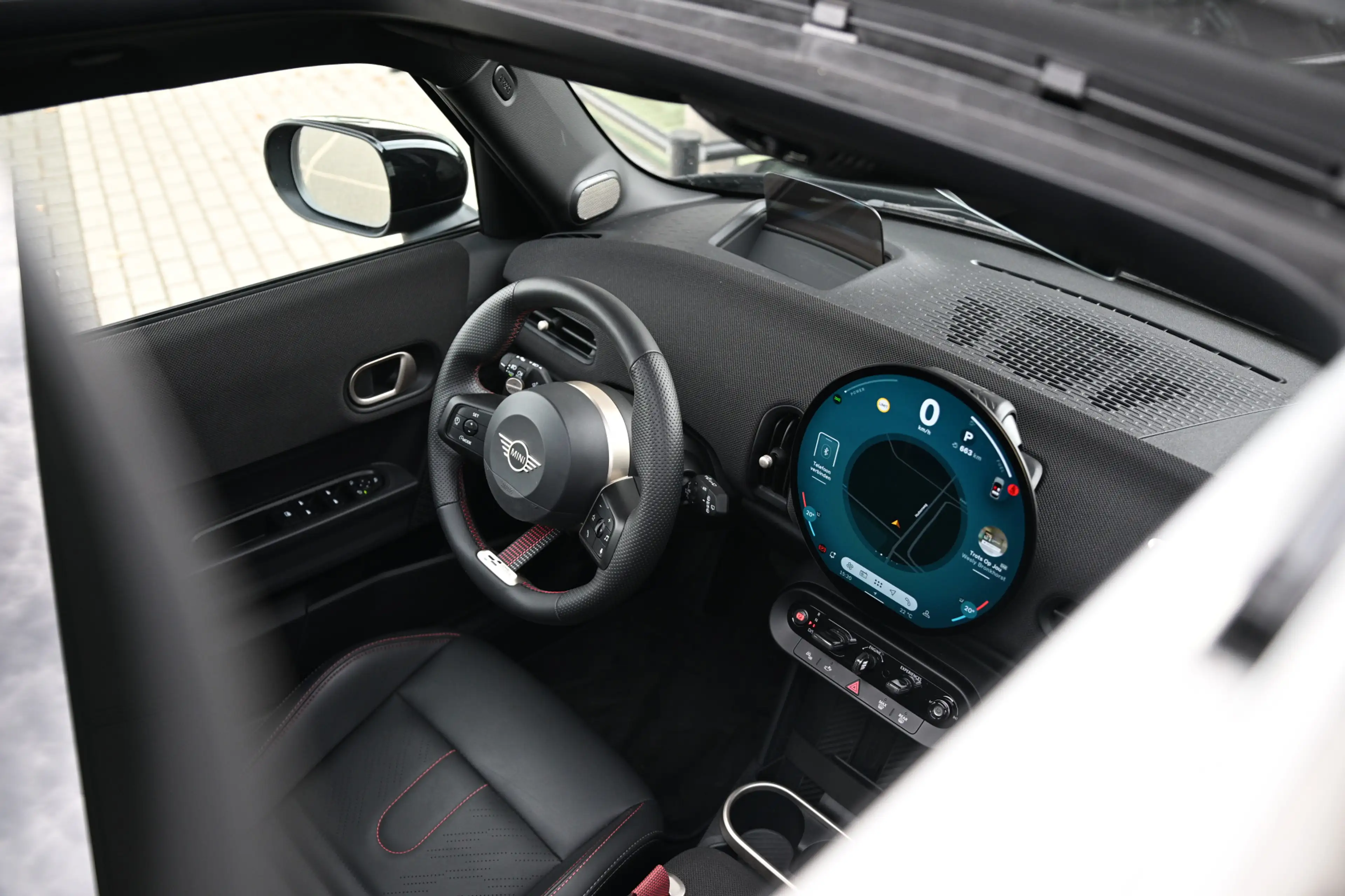 MINI Cooper S Hatchback / JCW / Pakket XL / 18" John Cooper Work — photo 6