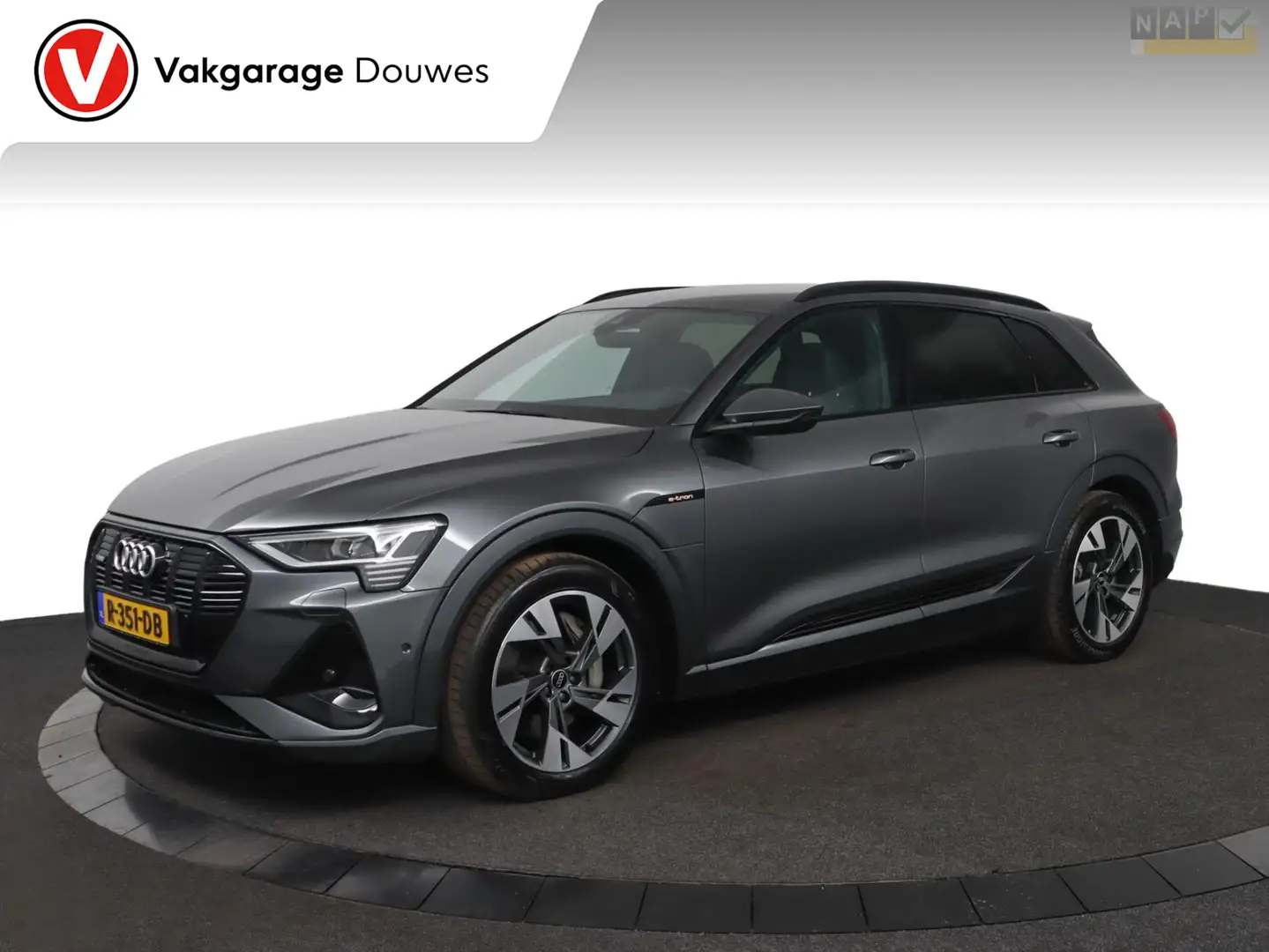 Audi e-tron 55 quattro S edition 95 kWh |NAP |1e eigenaar|ACC| Gris - 1
