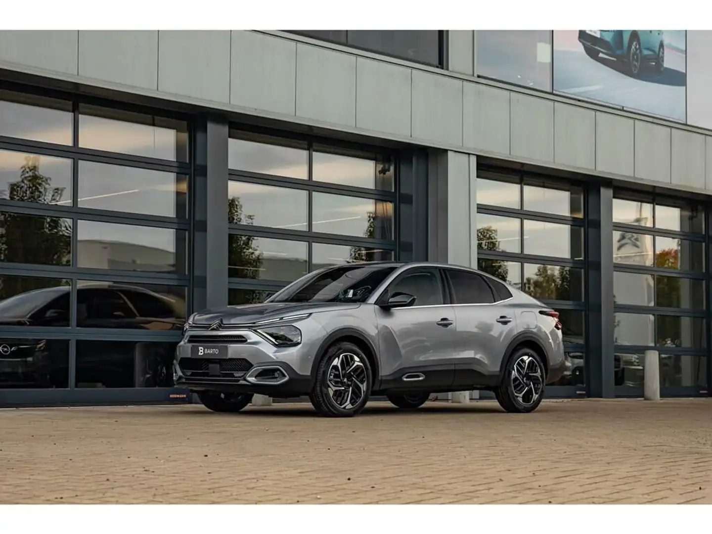 Citroen C4 X Automaat | MAX | Camera | Dodehoekd. | Navi | ... Gris - 2