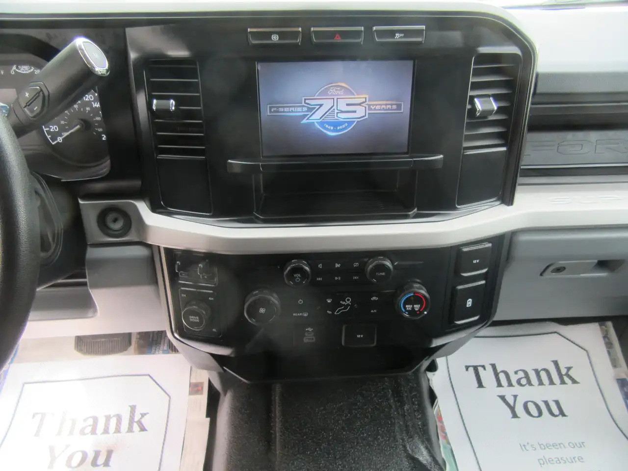 Ford F 550 снимка Ford F 550