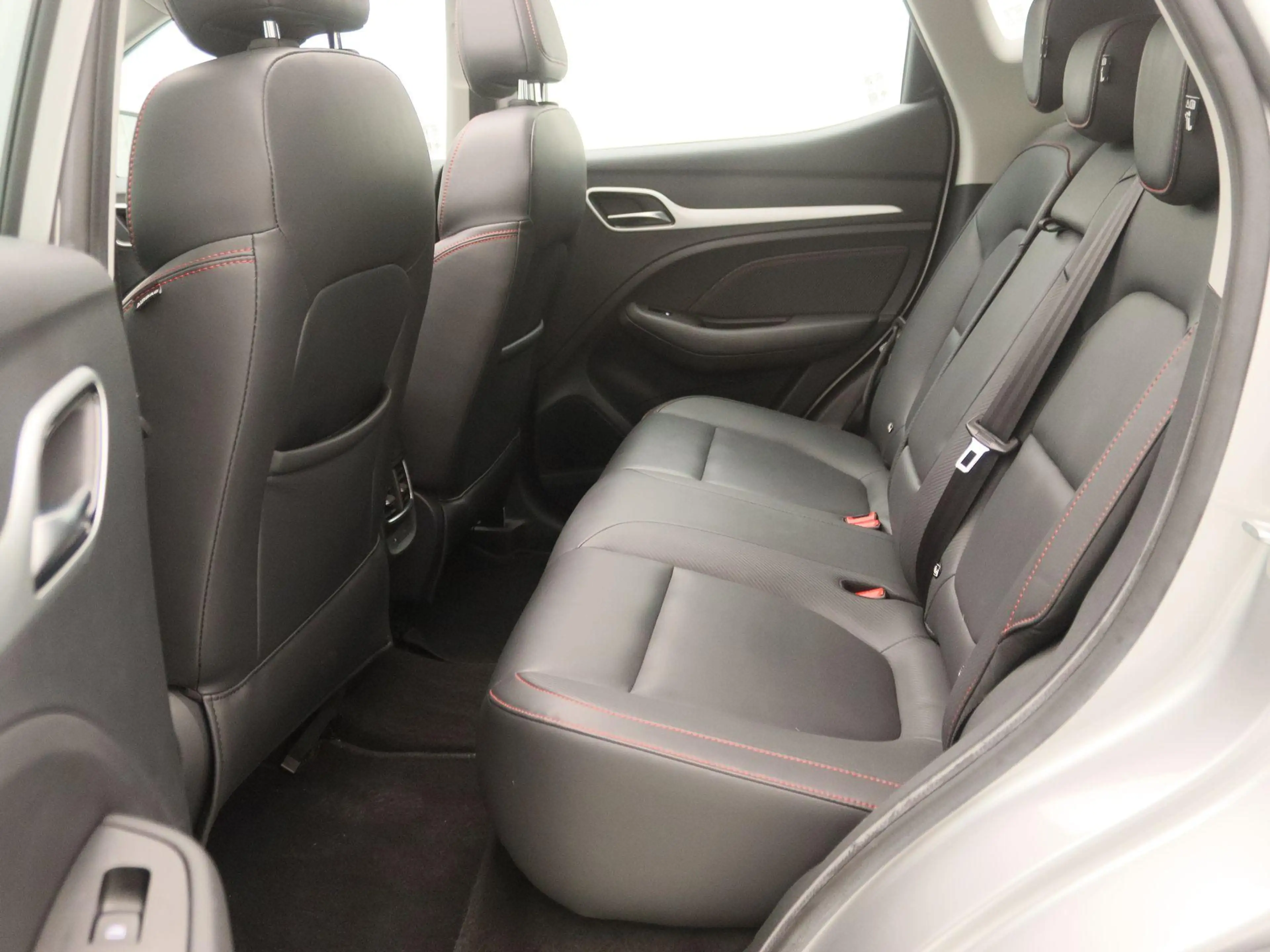 MG ZS MG EV EV Long Range Luxury 70 kWh | Apple Carplay/ — photo 12
