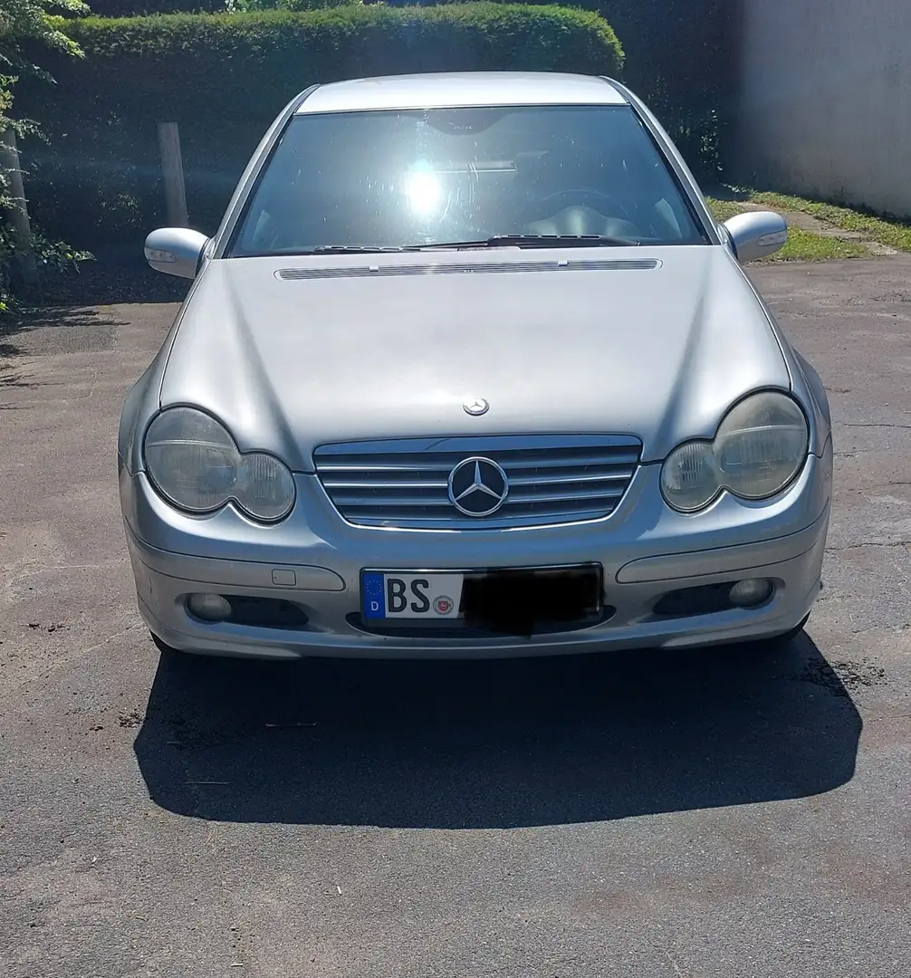 Mercedes-Benz C 200 Coupe Kompressor (203.742) Grau - 1