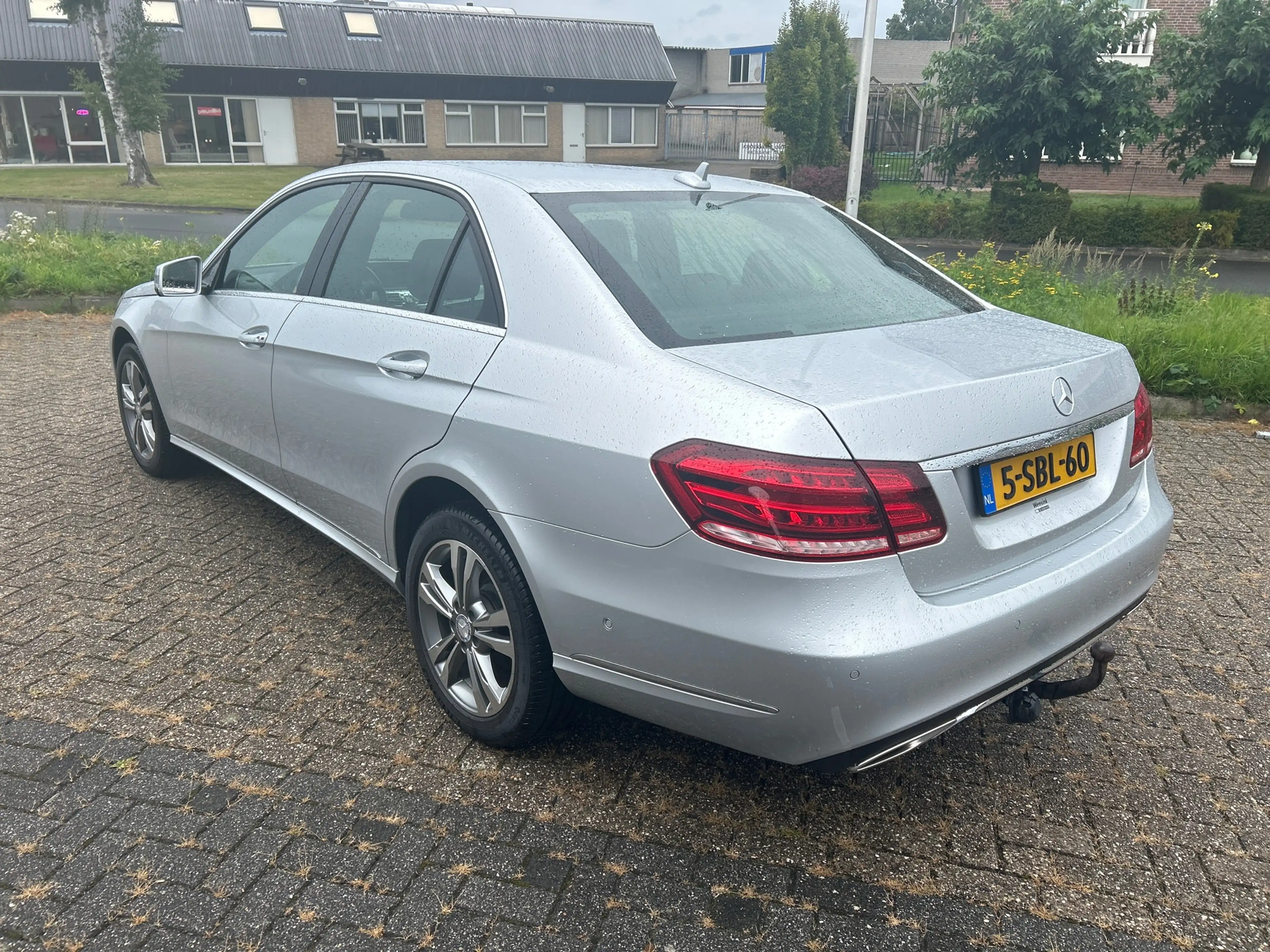 Mercedes-Benz E 200 Ambition Avantgarde Als nieuw — photo 4