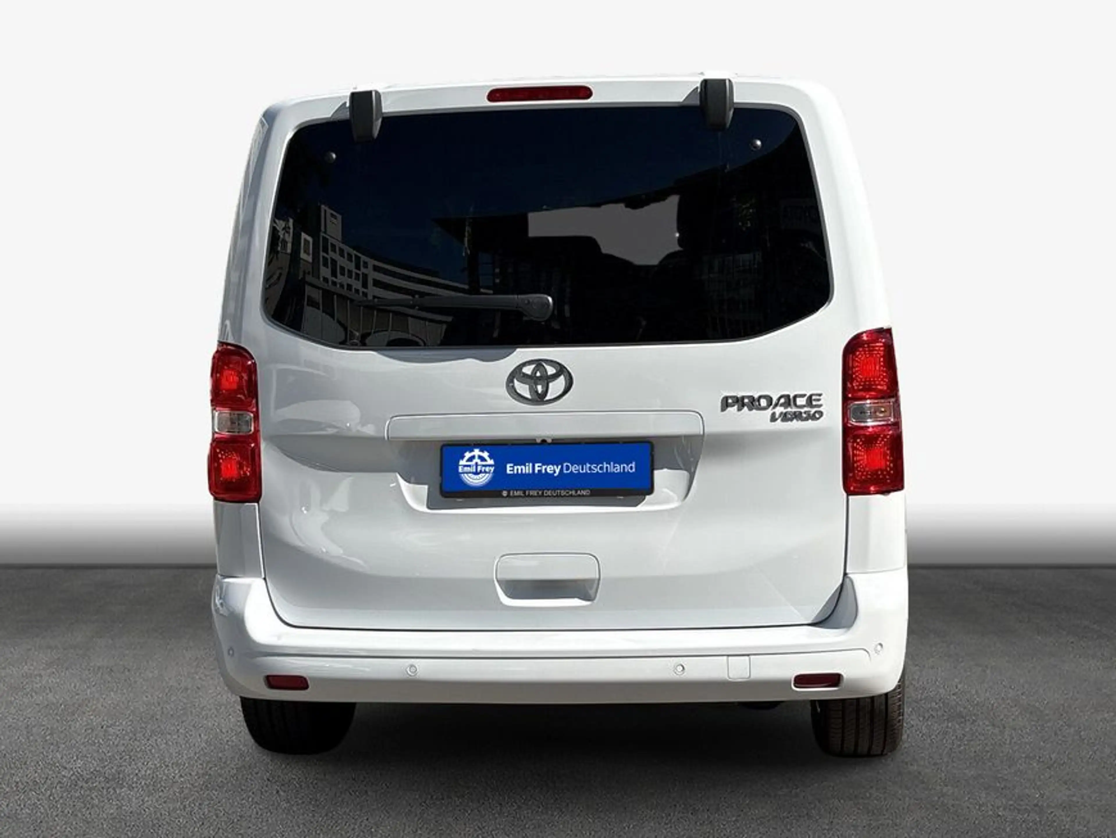 Toyota Proace Verso 2,2-l-D L1 Teamplayer Navi Kamera LED — photo 5