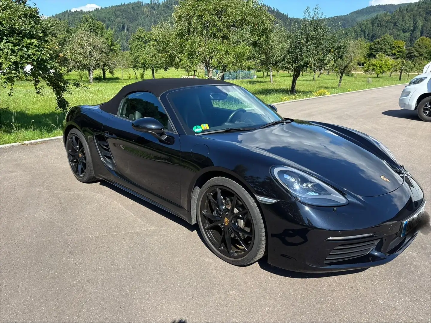 Porsche Boxster 718, inkl. Approv 02.27 Schwarz - 1