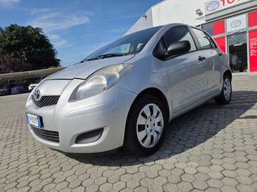 Yaris II 2005 5p 1.0 Now my10