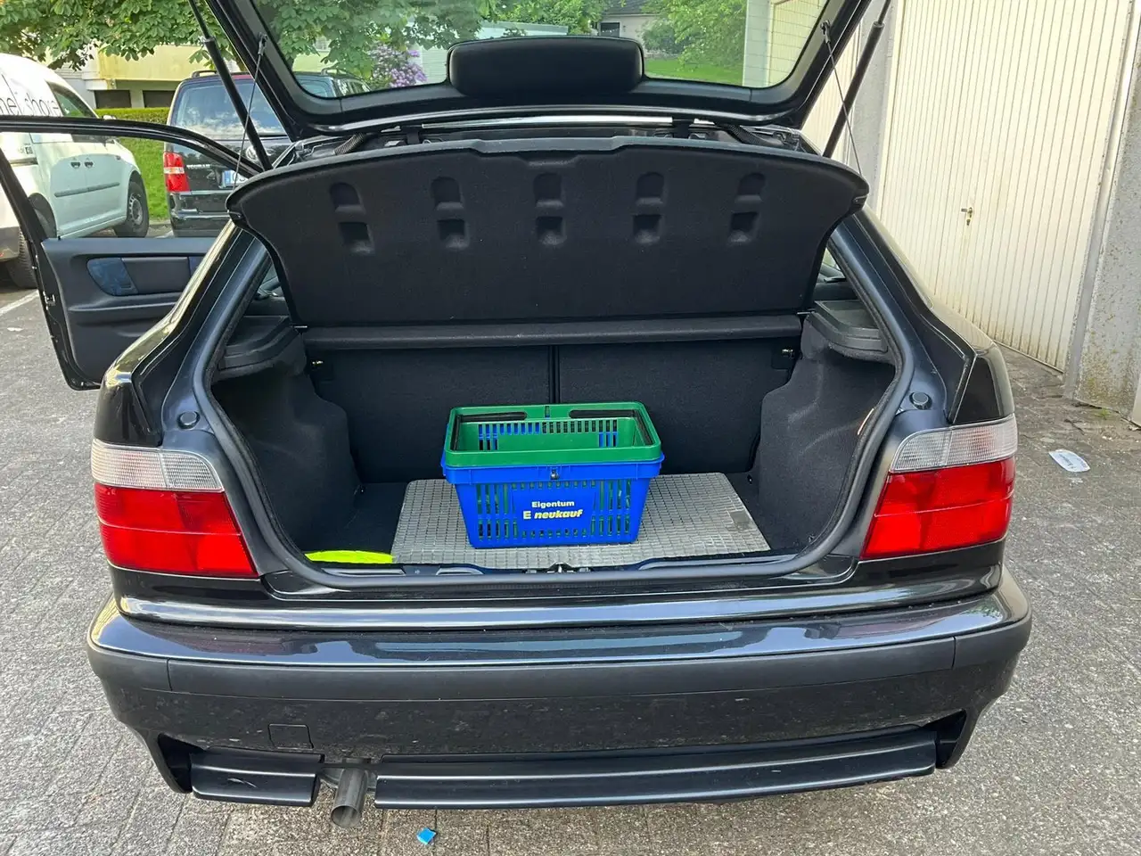 BMW 316i, foto 4