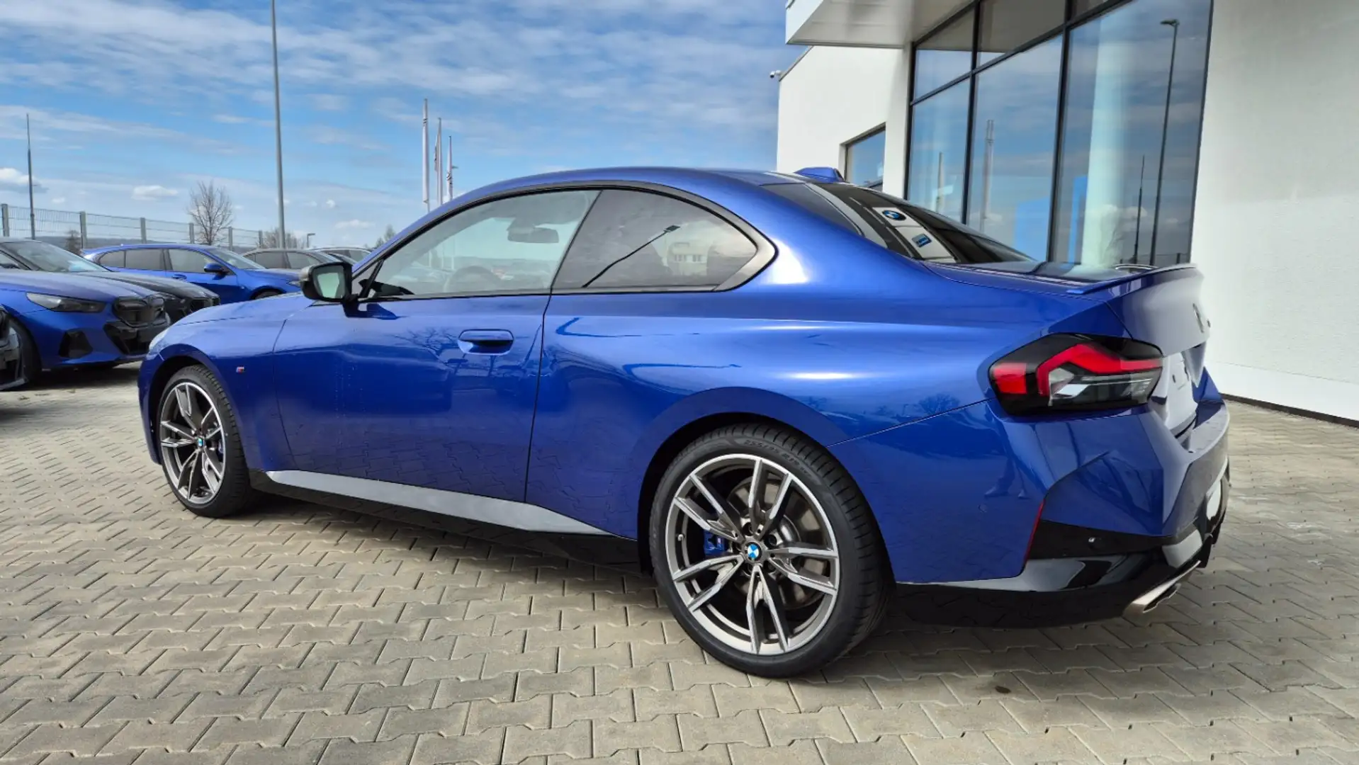 BMW 240 Mi xDrive Coupe HiFi-H&K/ACC/GSD/Parkassist. Blauw - 2