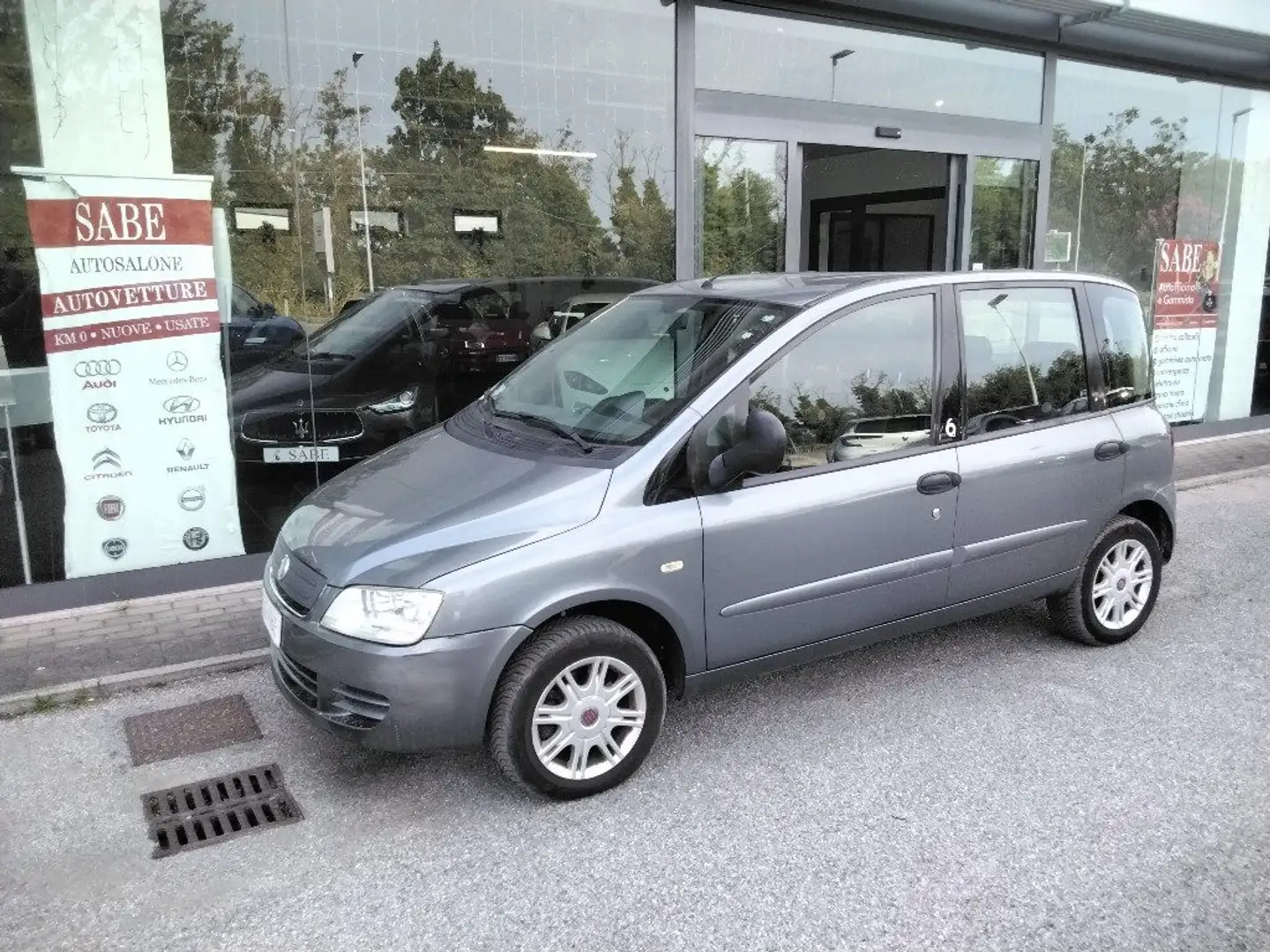 Fiat Multipla 1.6 16V Natural Power Dynamic Grau - 1