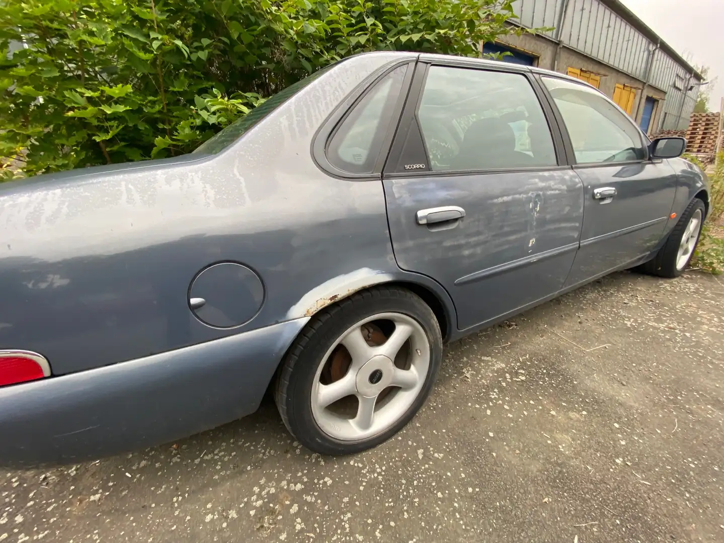 Ford Scorpio - 2
