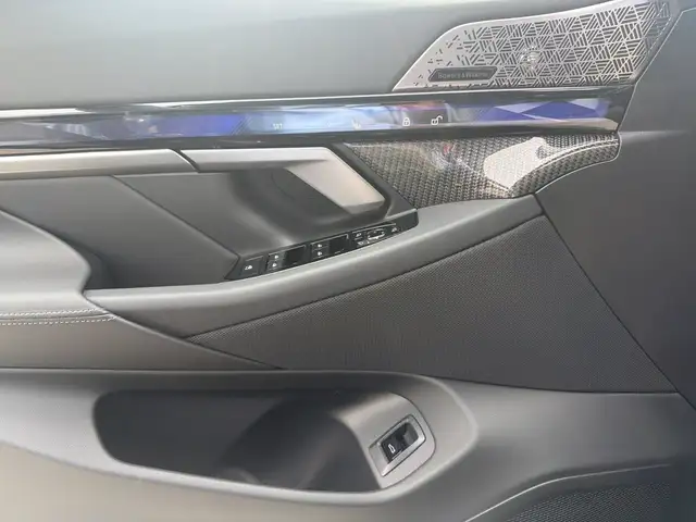 BMW M5 Touring Bowers & Wilkins| Comfort Paket Ansicht 17