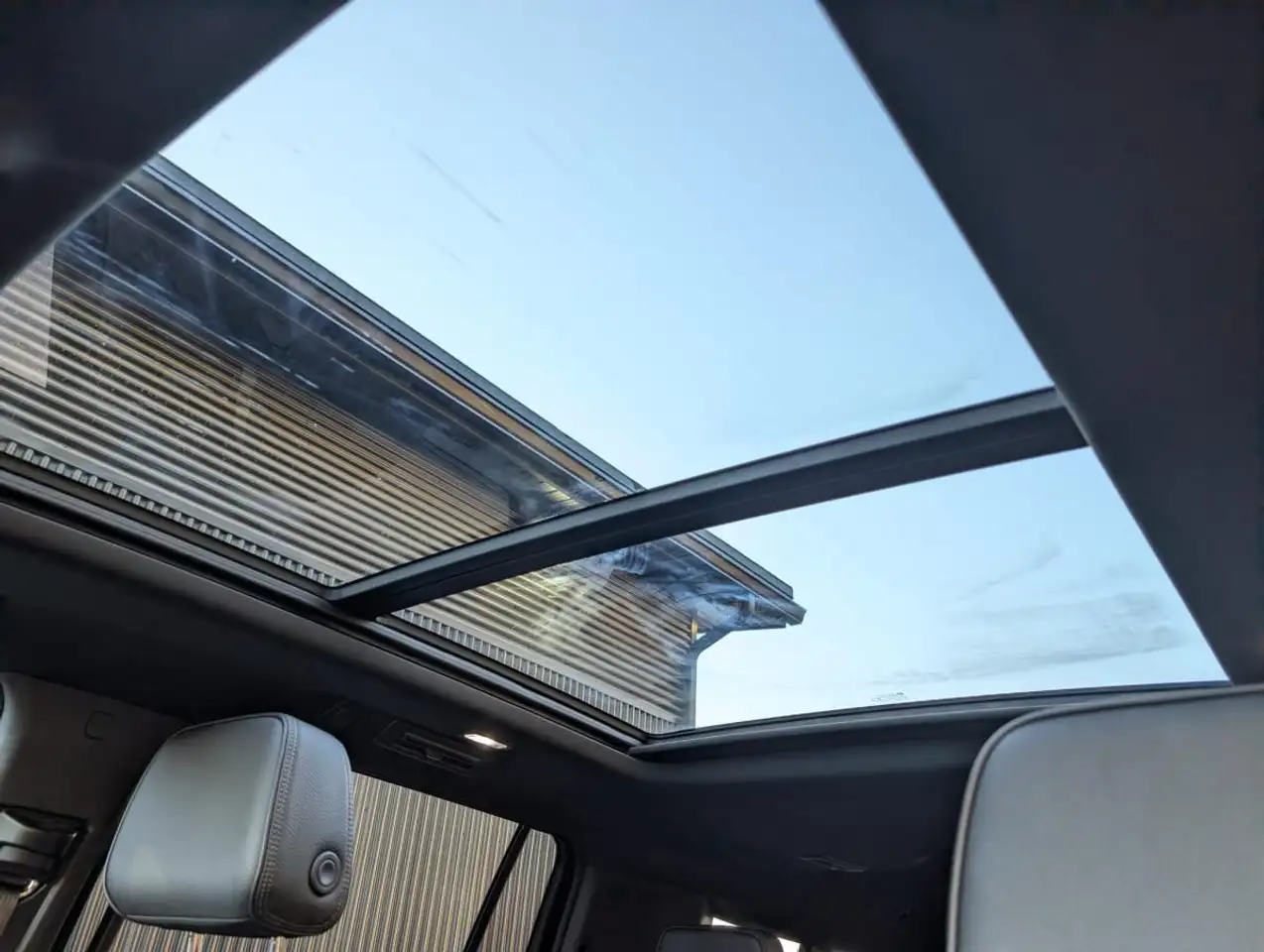 GMC Yukon снимка GMC Yukon