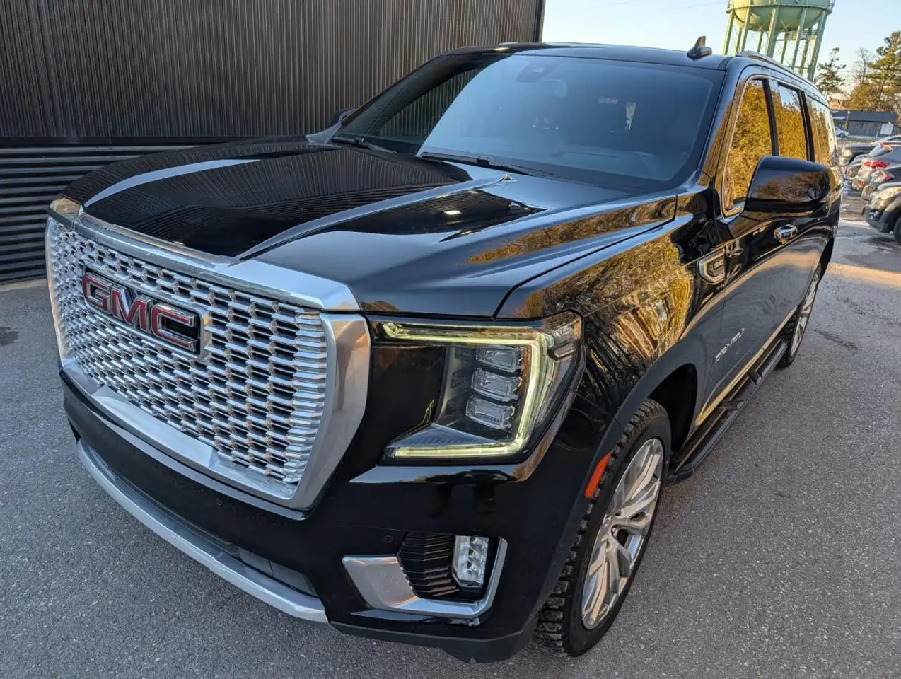 GMC Yukon снимка GMC Yukon