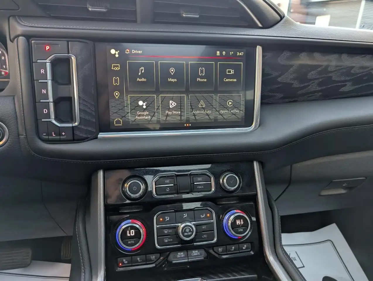 GMC Yukon снимка GMC Yukon