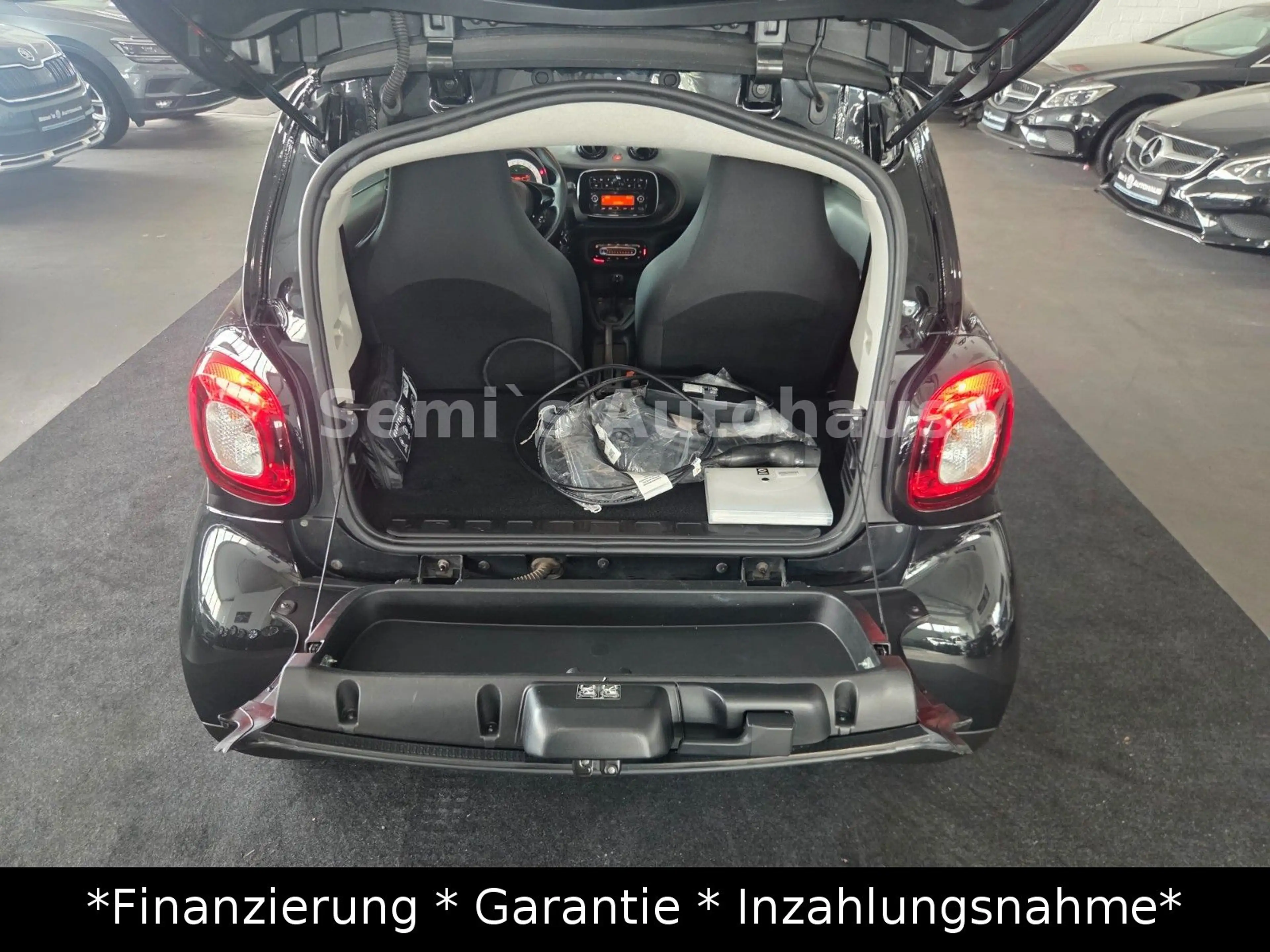 smart forTwo fortwo coupe electric drive / EQ — photo 14