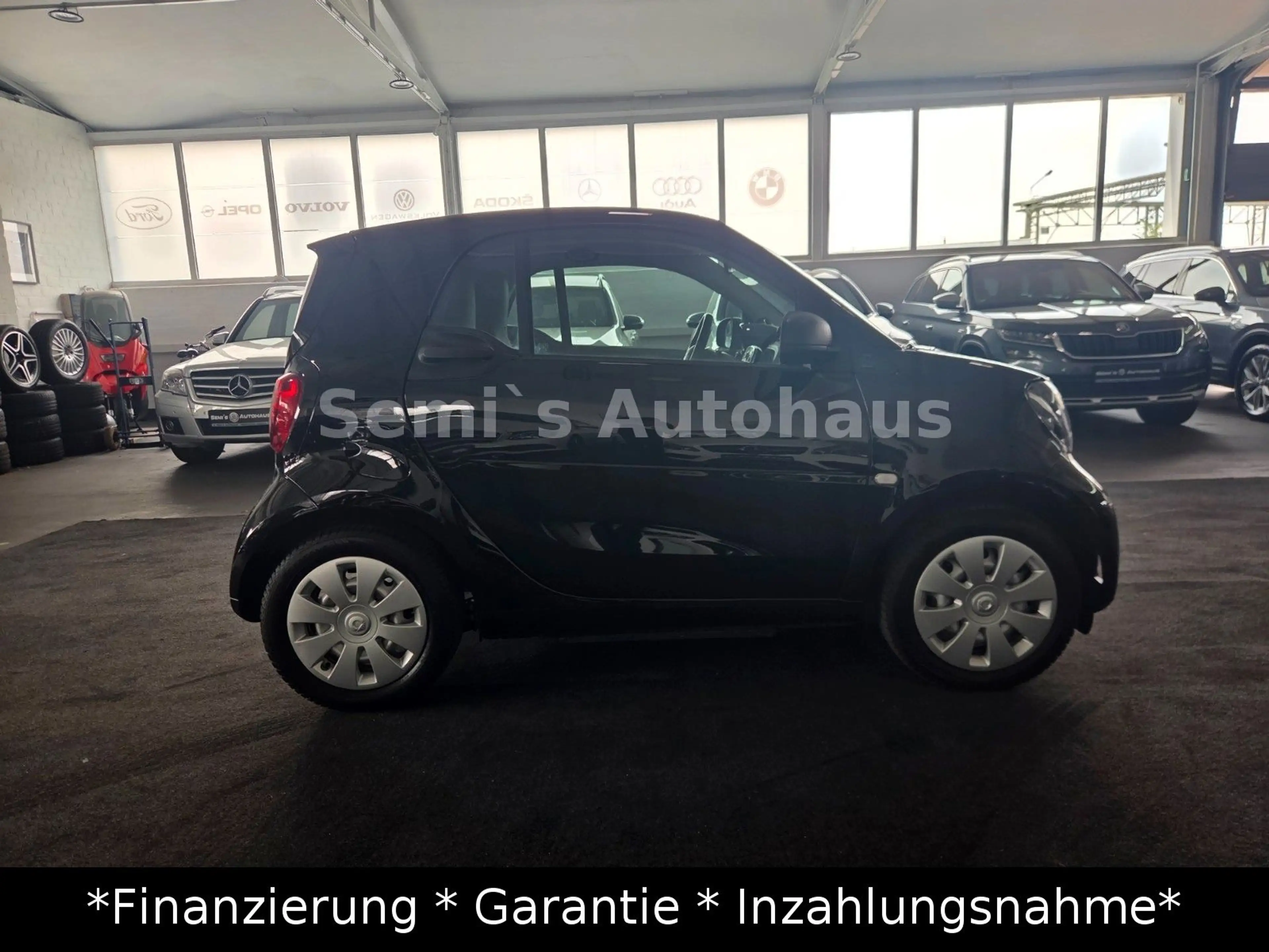 smart forTwo fortwo coupe electric drive / EQ — photo 4